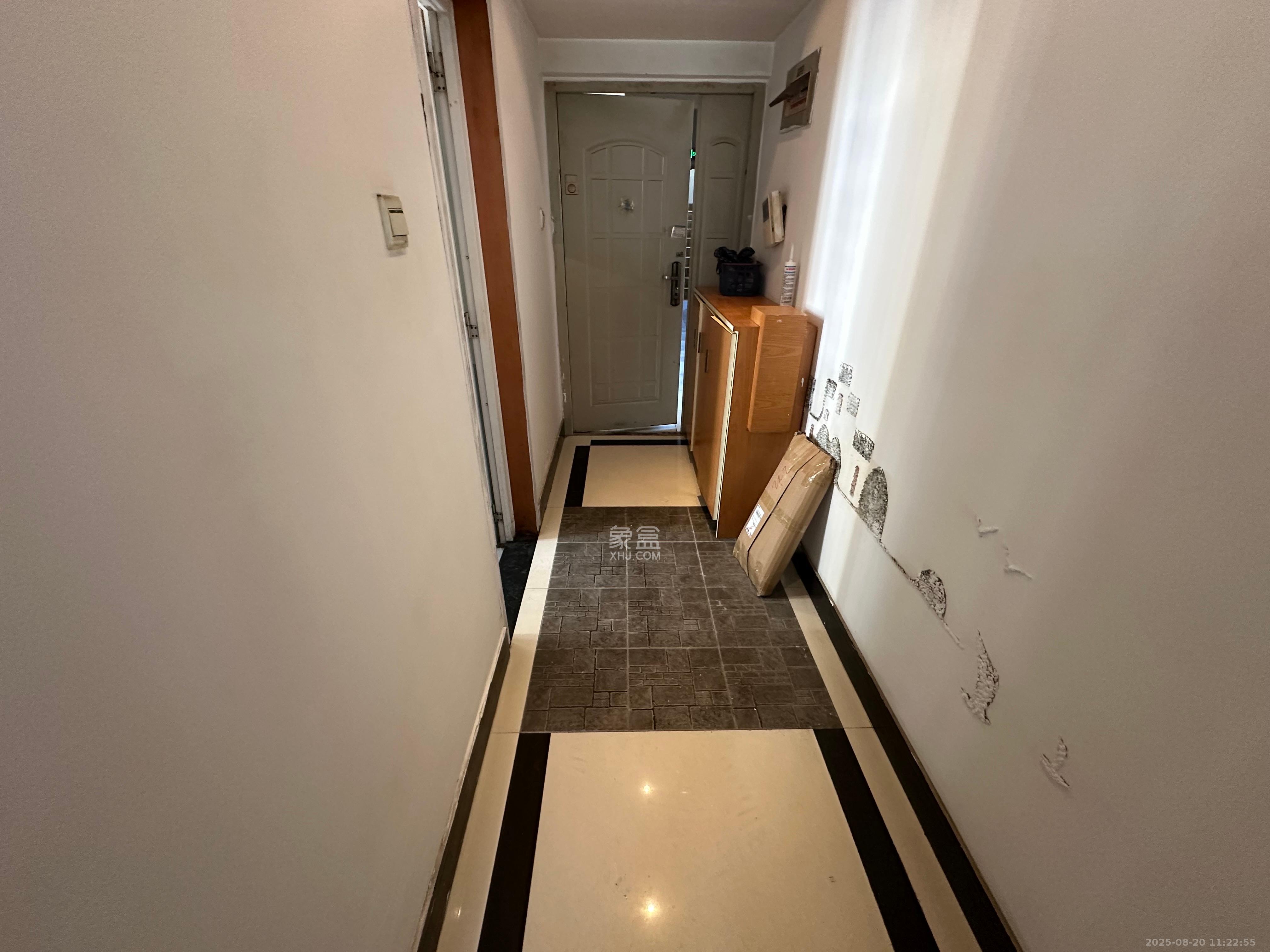 金碧文华  2室2厅1卫    1800.0元/月 金碧文华  2室2厅1卫    1800.0元/月室内图