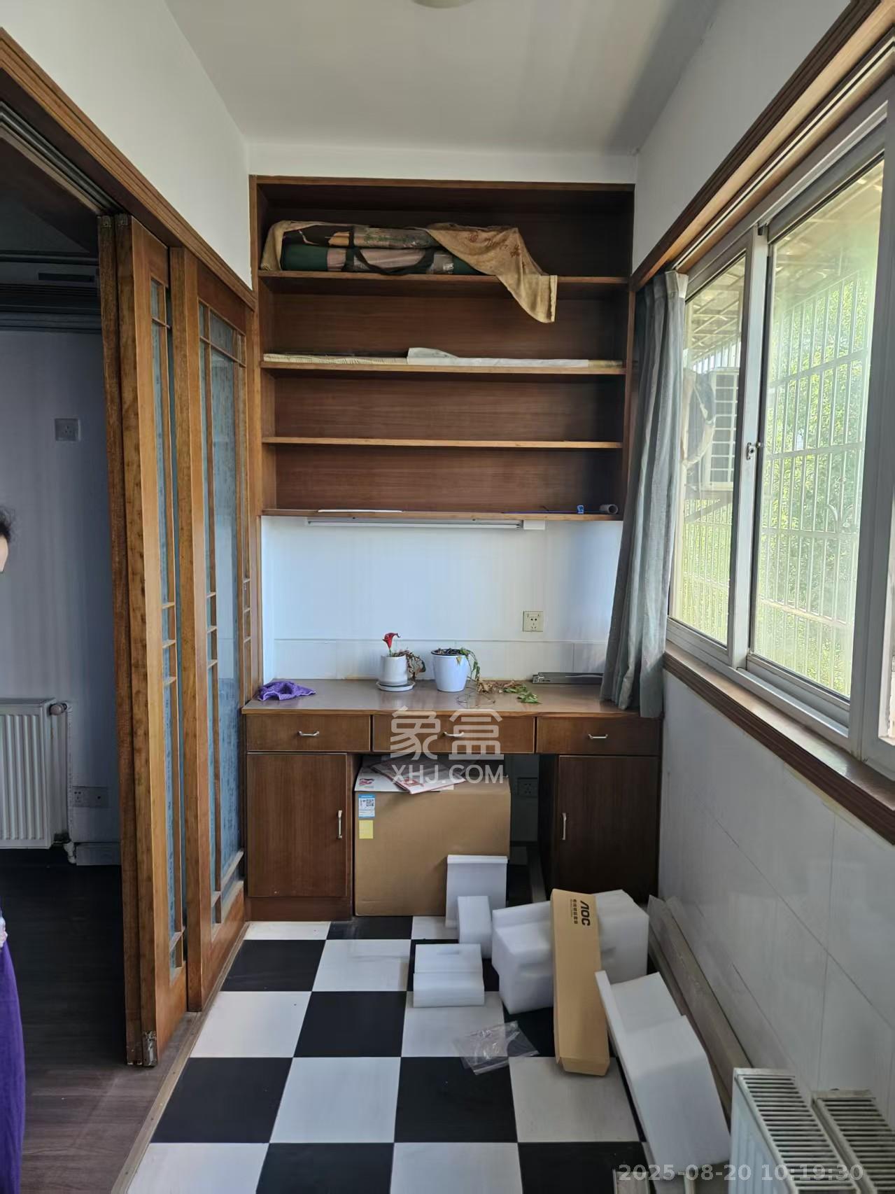 中建五局天心苑  3室2厅2卫    2000.0元/月 中建五局天心苑  3室2厅2卫    2000.0元/月室内图