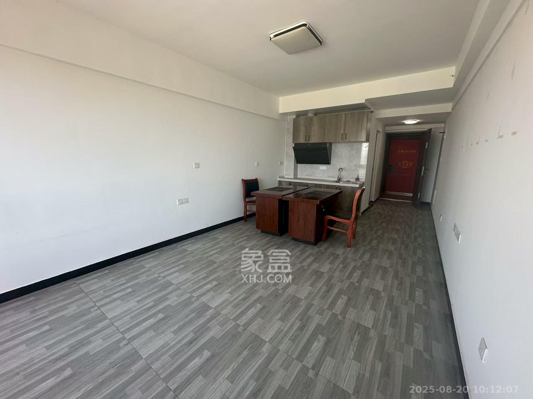 龙湖春江悦茗 1室1厅1卫 1300.0元/月 龙湖春江悦茗 1室1厅1卫 1300.0元/月室内图