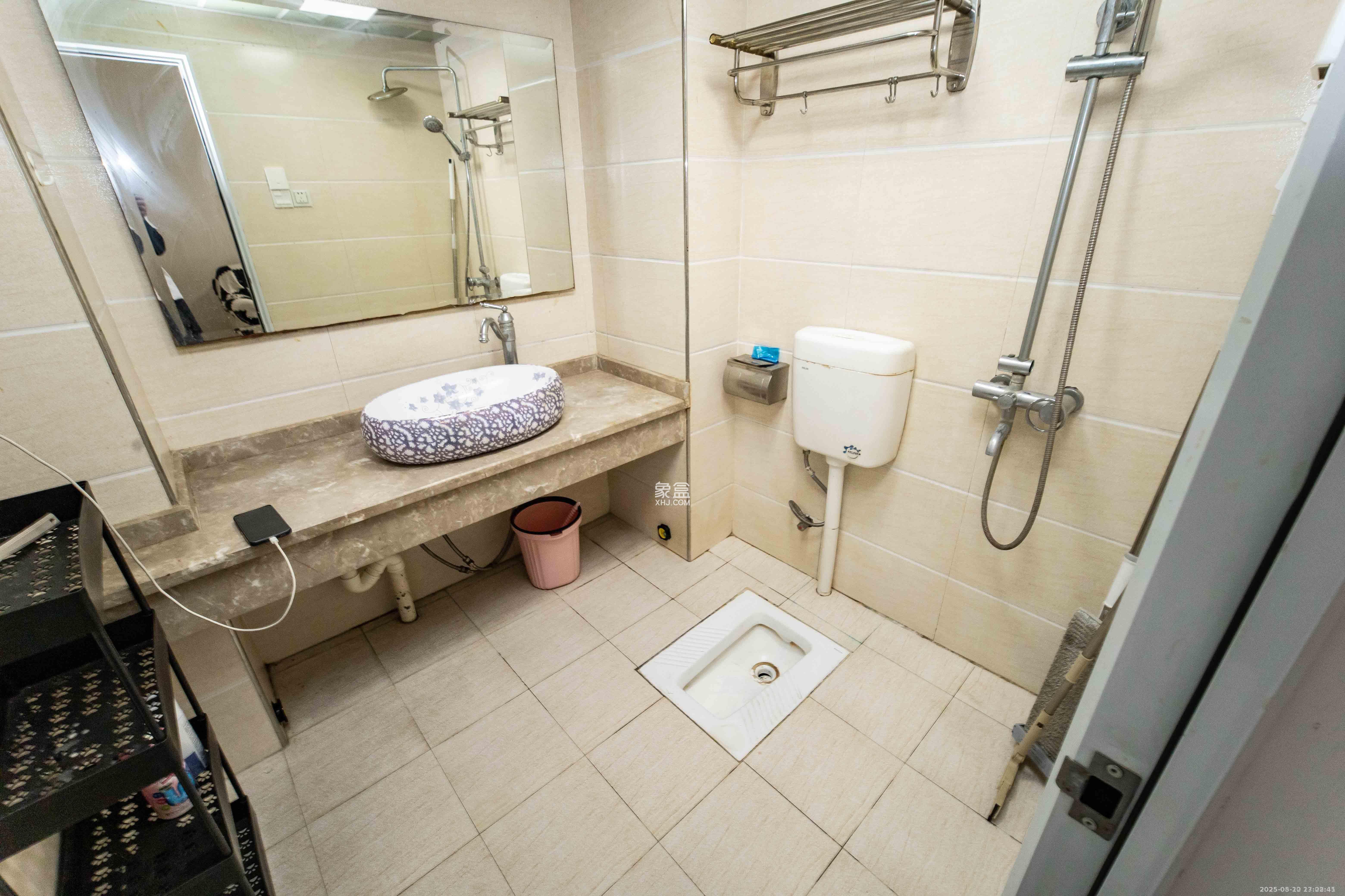 上东辛顿公寓 1室1厅1卫 1700.00元/月 上东辛顿公寓 1室1厅1卫 1700.00元/月室内图