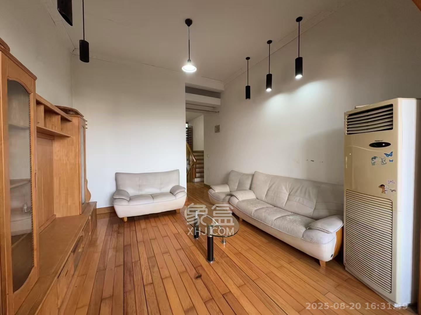 科教新村 4室2厅2卫 3000.0元/月 科教新村 4室2厅2卫 3000.0元/月室内图