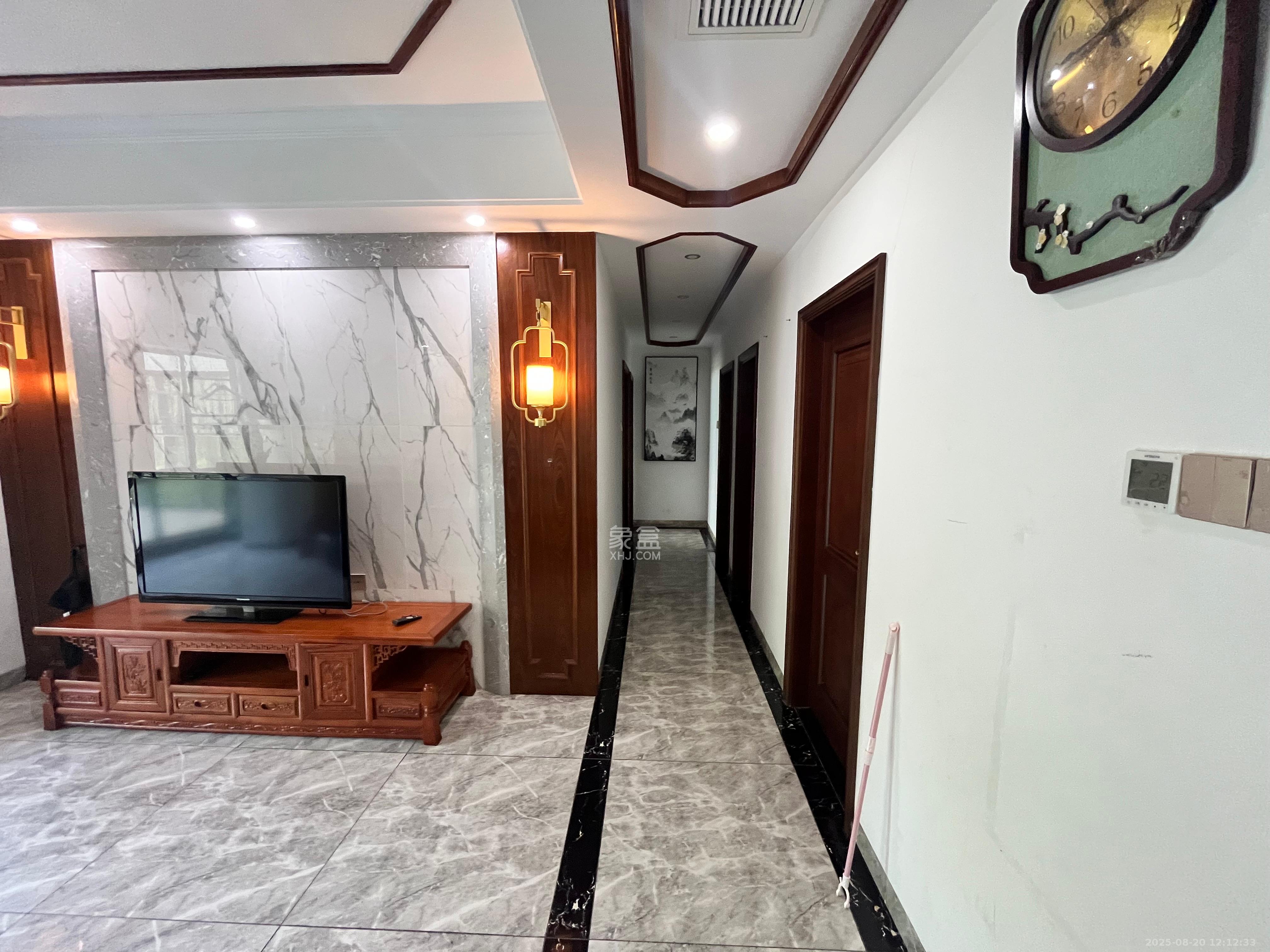 恒基凯旋门一二期 4室2厅2卫 3500.0元/月 恒基凯旋门一二期 4室2厅2卫 3500.0元/月室内图