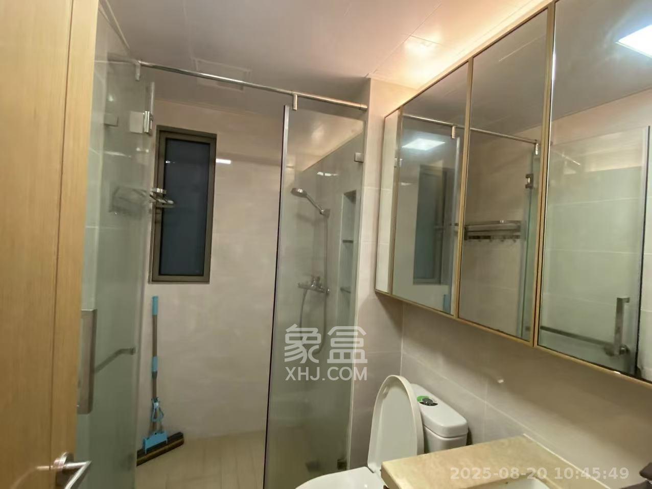 梅溪湖金茂湾  3室2厅2卫   3200.00元/月室内图