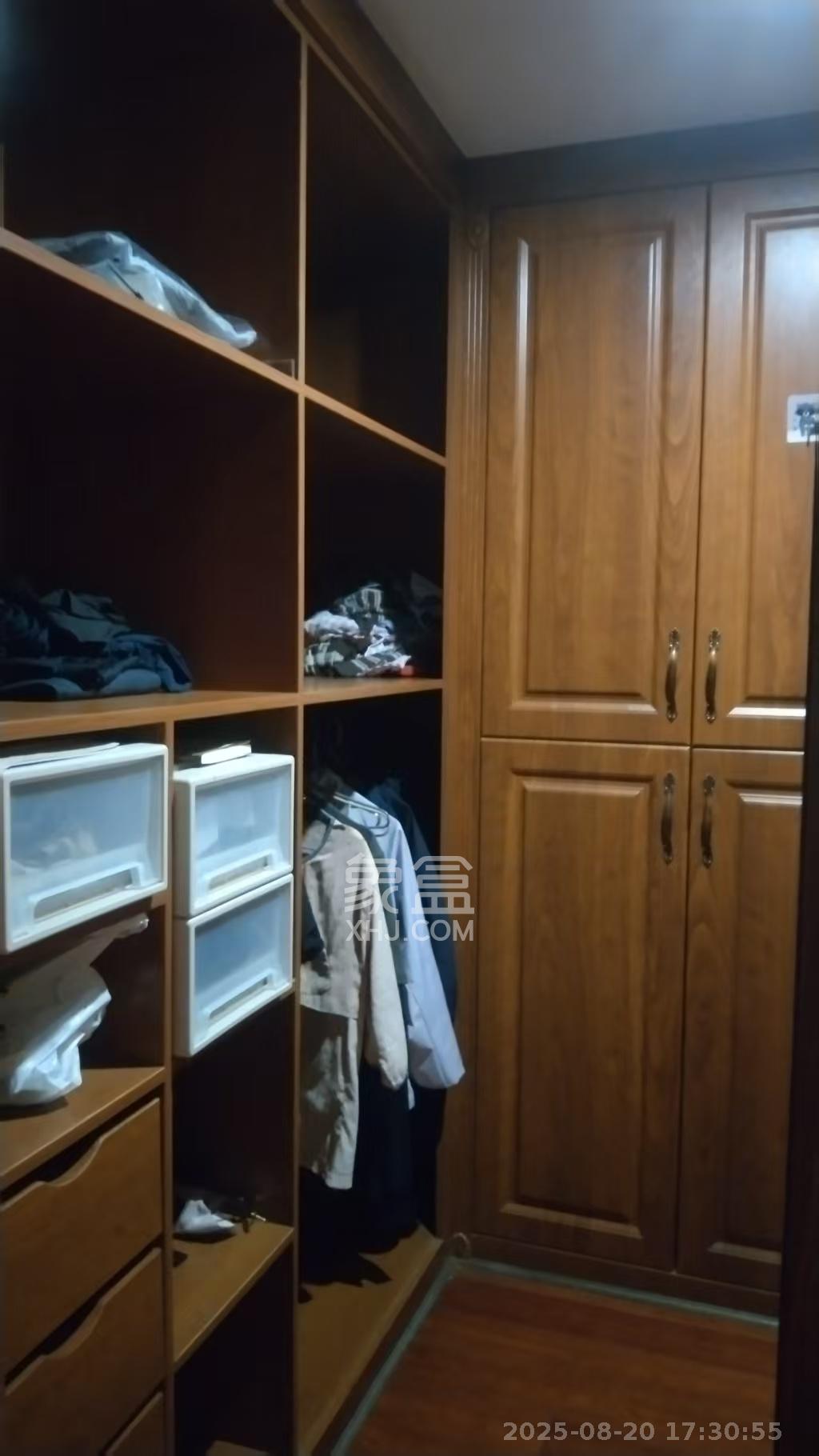 奥林匹克花园  3室2厅2卫    3200.0元/月 奥林匹克花园  3室2厅2卫    3200.0元/月室内图