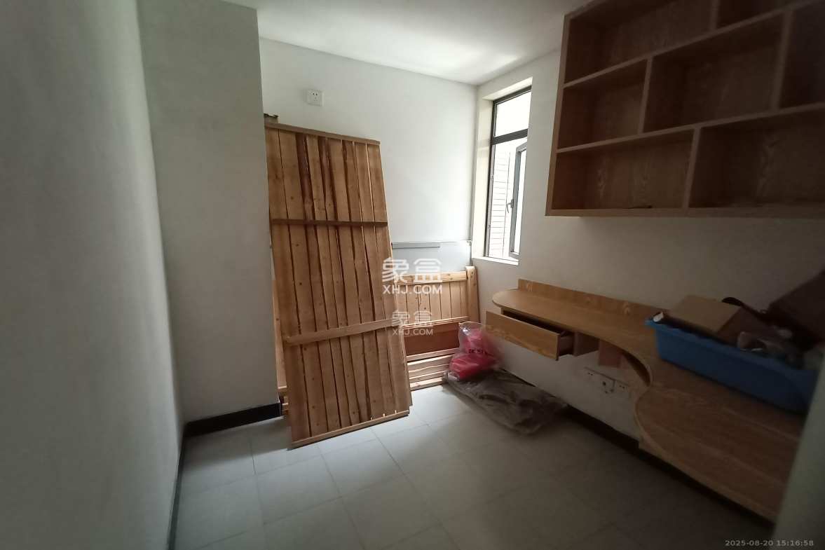 茶山馨苑 3室2厅1卫 2900.0元/月 茶山馨苑 3室2厅1卫 2900.0元/月室内图