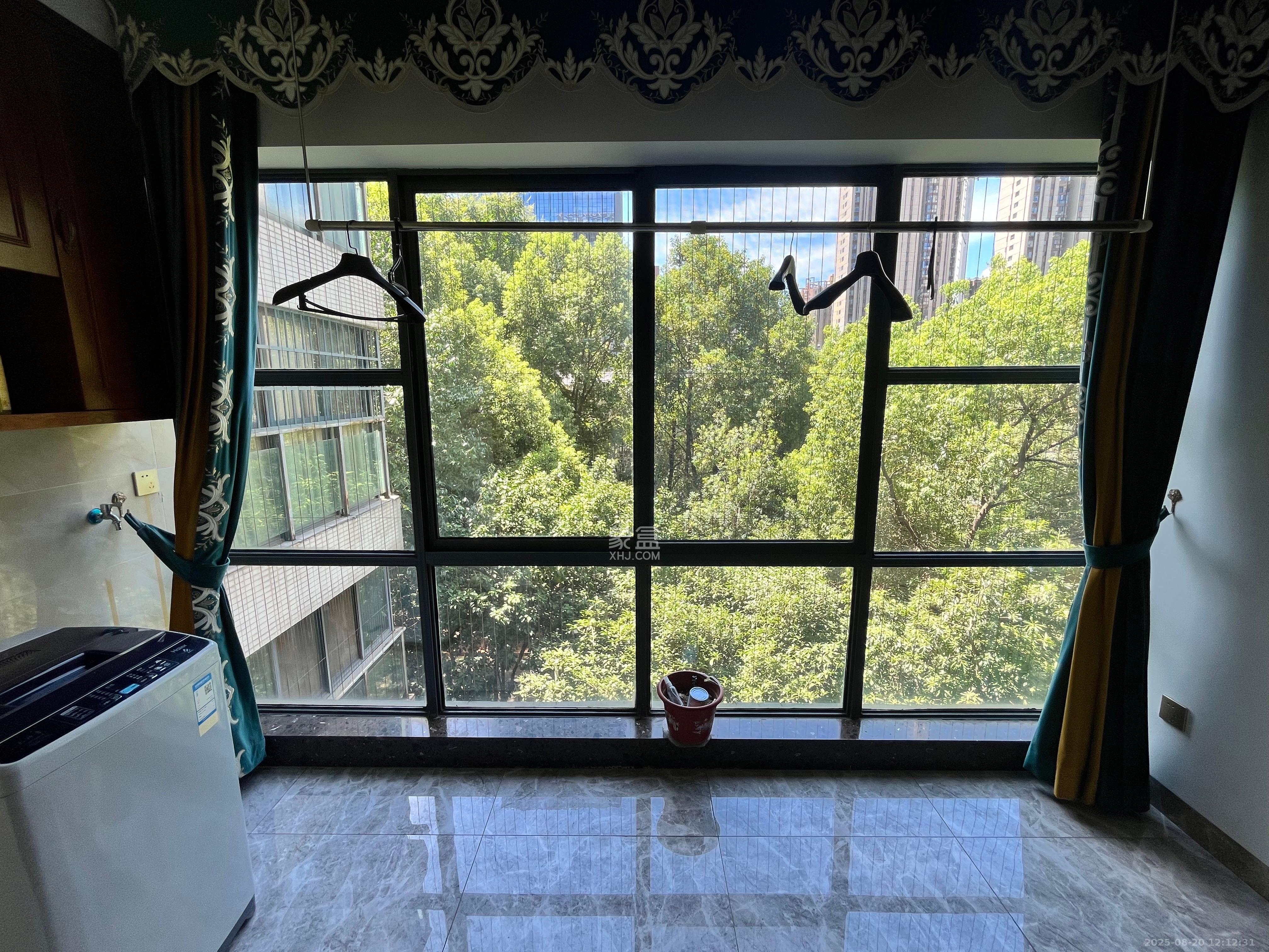 恒基凯旋门一二期 4室2厅2卫 3500.0元/月 恒基凯旋门一二期 4室2厅2卫 3500.0元/月室内图