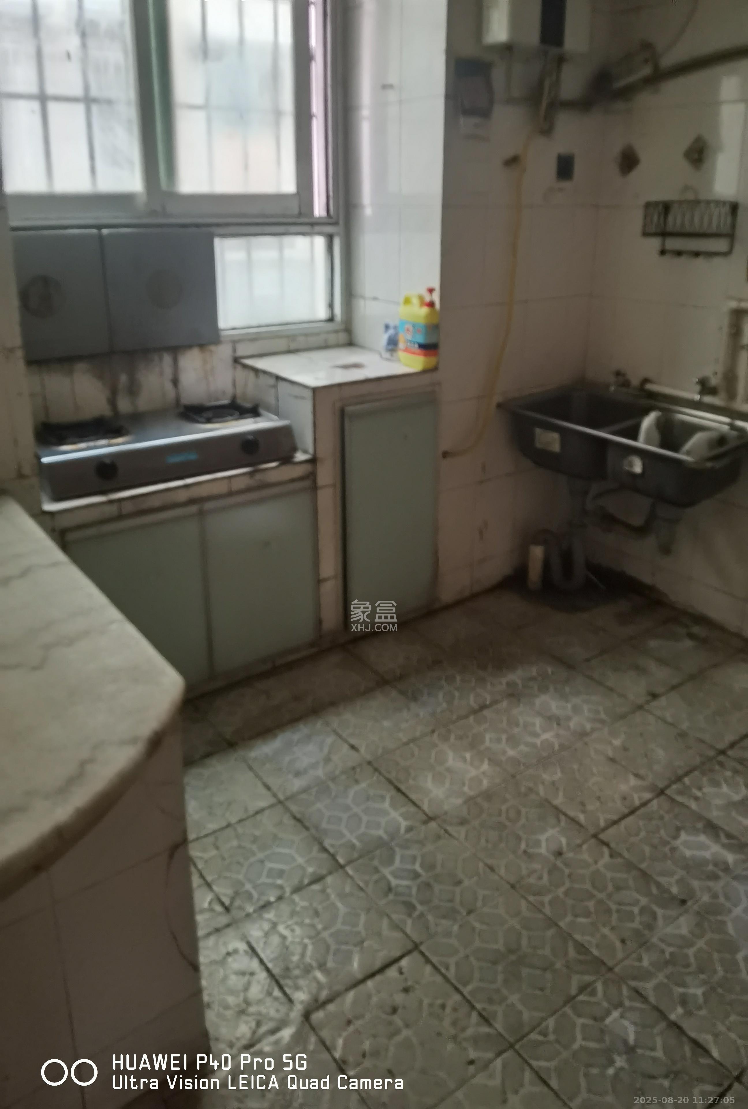 星沙六区 3室2厅1卫 1200.0元/月 星沙六区 3室2厅1卫 1200.0元/月室内图