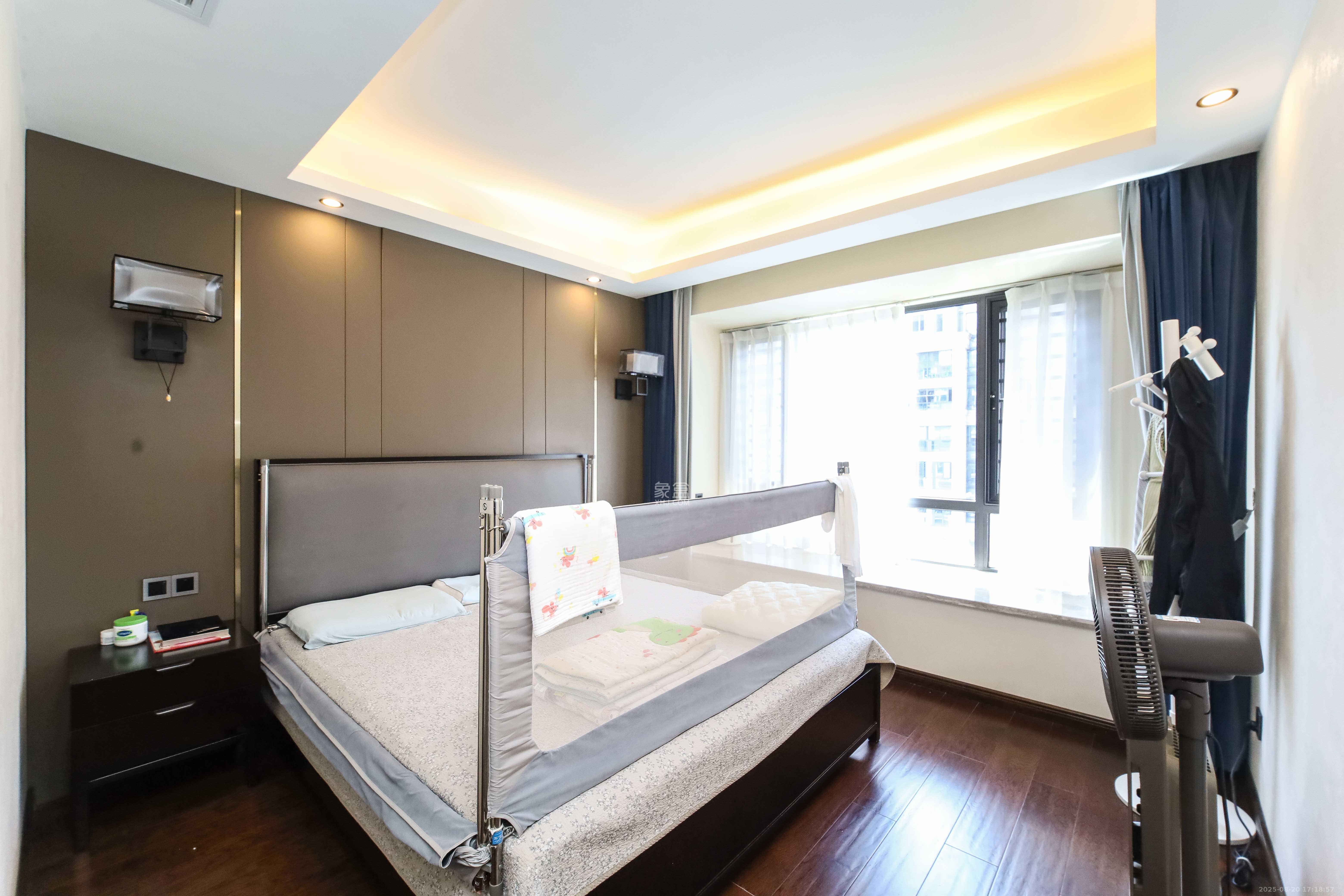 明昇壹城(明昇时代广场)一期 4室2厅2卫 268.0万 明昇壹城(明昇时代广场)一期 4室2厅2卫 268.0万卧室