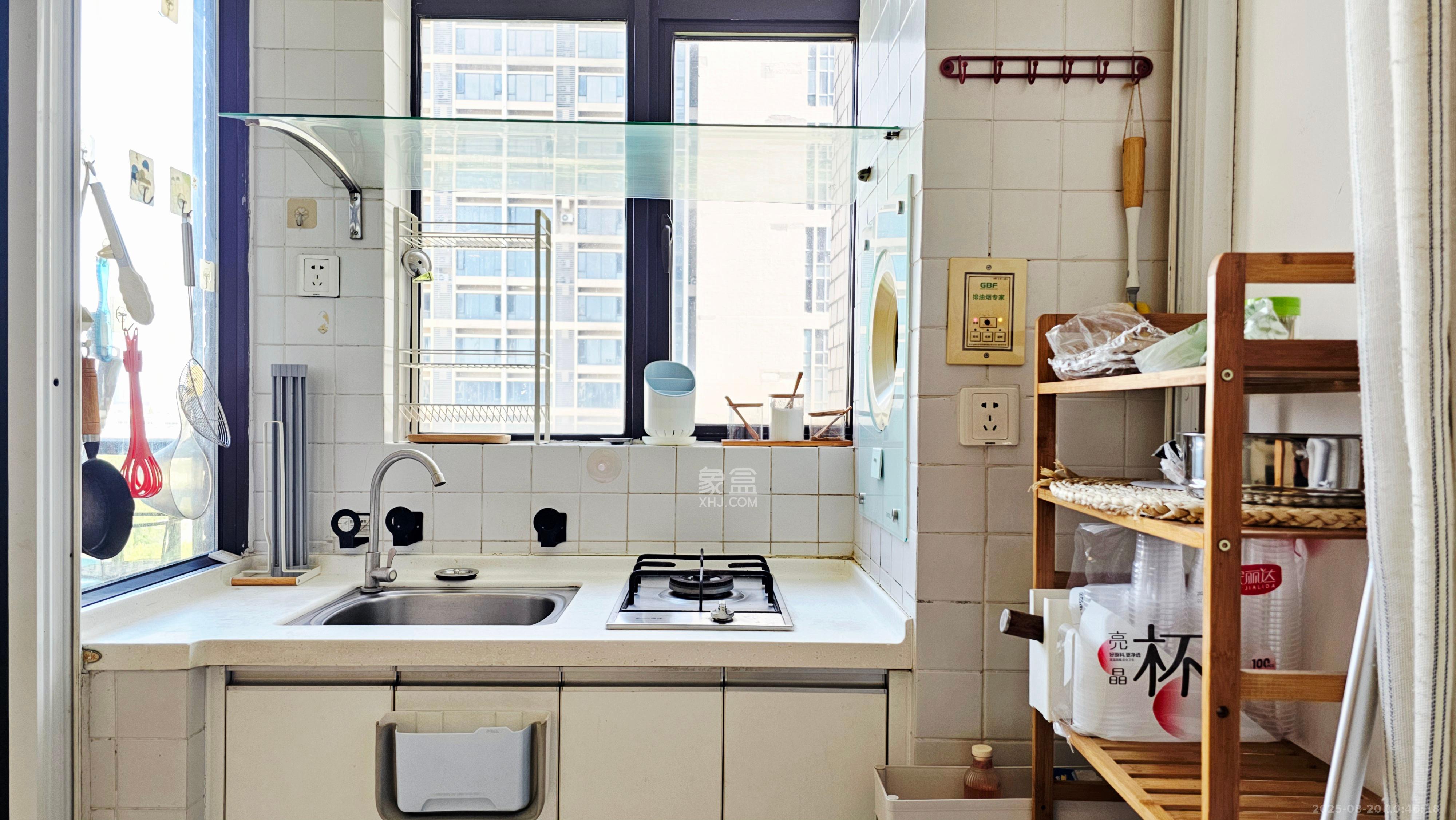 华润凤凰城一期 1室1厅1卫 1500.0元/月 华润凤凰城一期 1室1厅1卫 1500.0元/月室内图