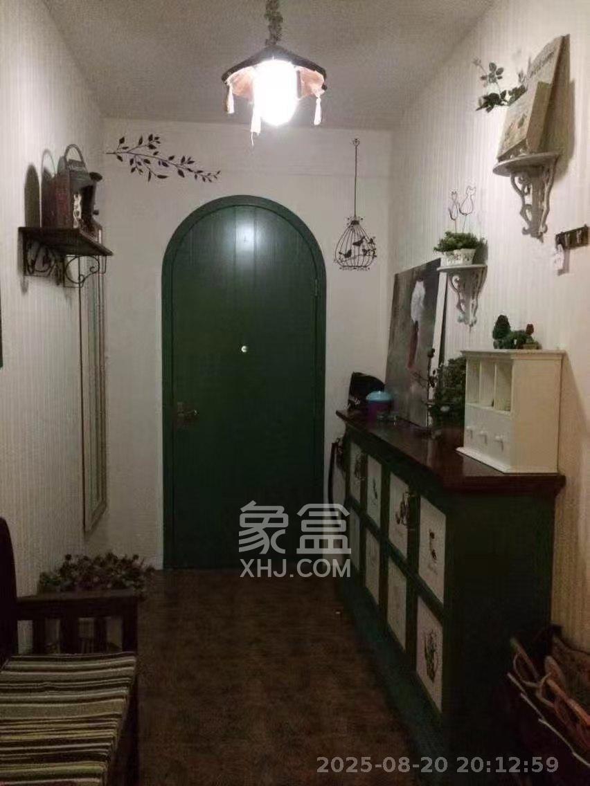 阳光100一期、四五期 4室2厅2卫 3500.0元/月 阳光100一期、四五期 4室2厅2卫 3500.0元/月室内图