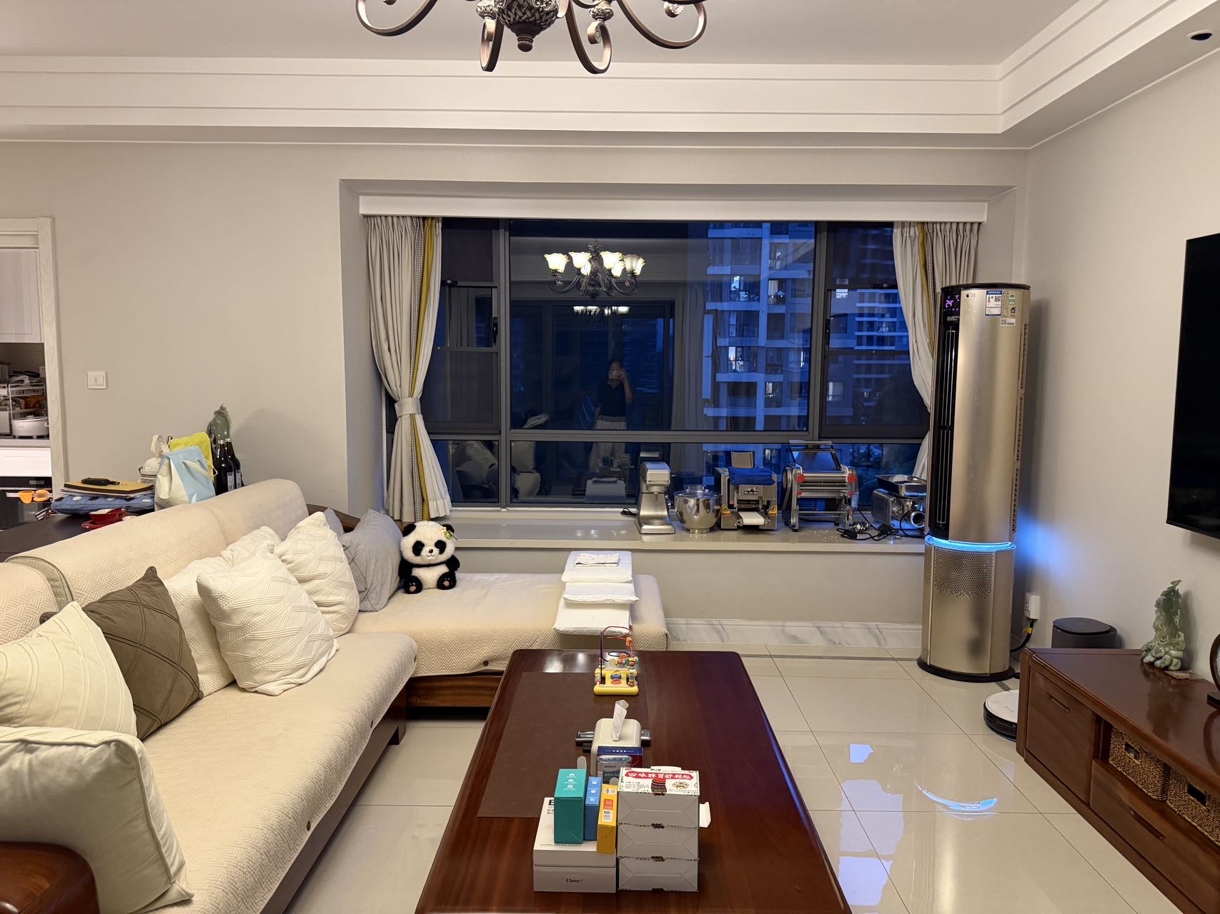 大华锦绣海岸一期 3室2厅2卫 245.0万 大华锦绣海岸一期 3室2厅2卫 245.0万客厅