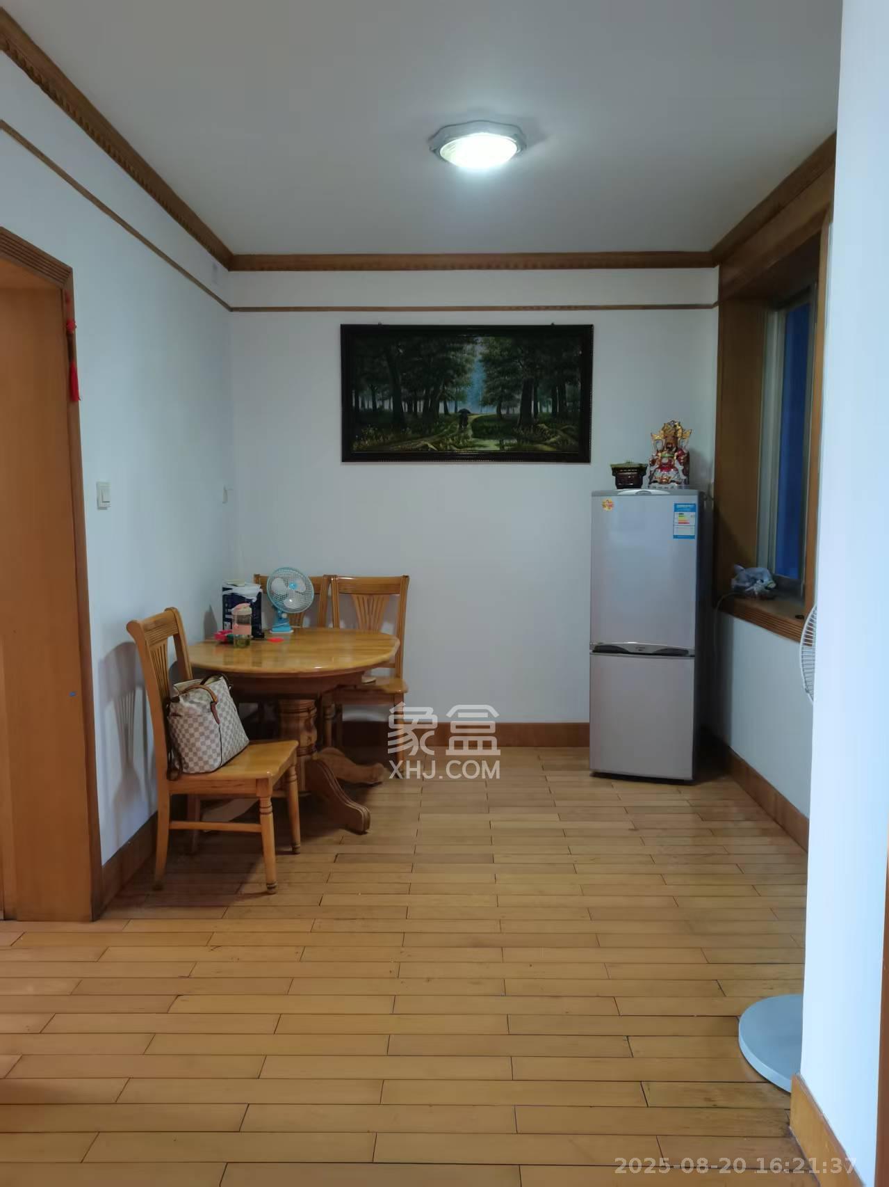 桔园小区1-8片 2室1厅1卫 1600.0元/月 桔园小区1-8片 2室1厅1卫 1600.0元/月室内图