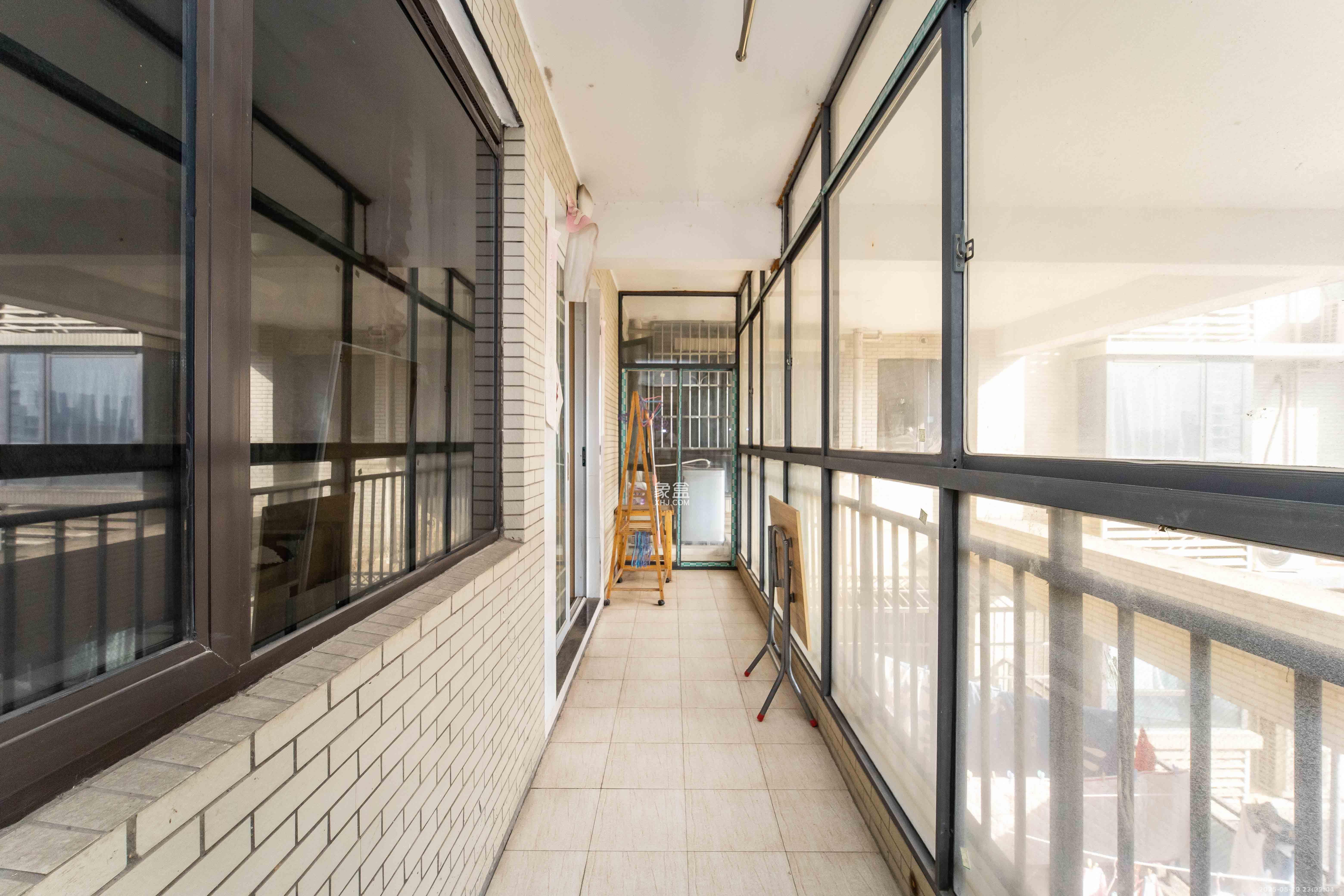 上东辛顿公寓 1室1厅1卫 1700.00元/月 上东辛顿公寓 1室1厅1卫 1700.00元/月室内图