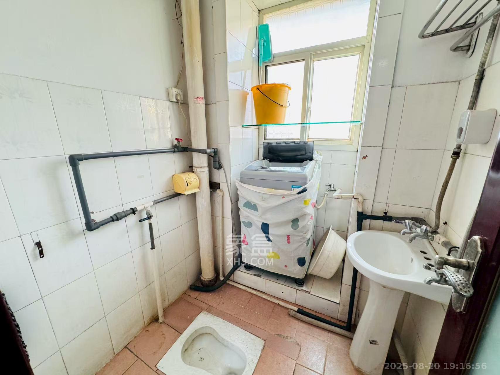 富康小区（富康花园）  2室1厅1卫    1100.0元/月室内图