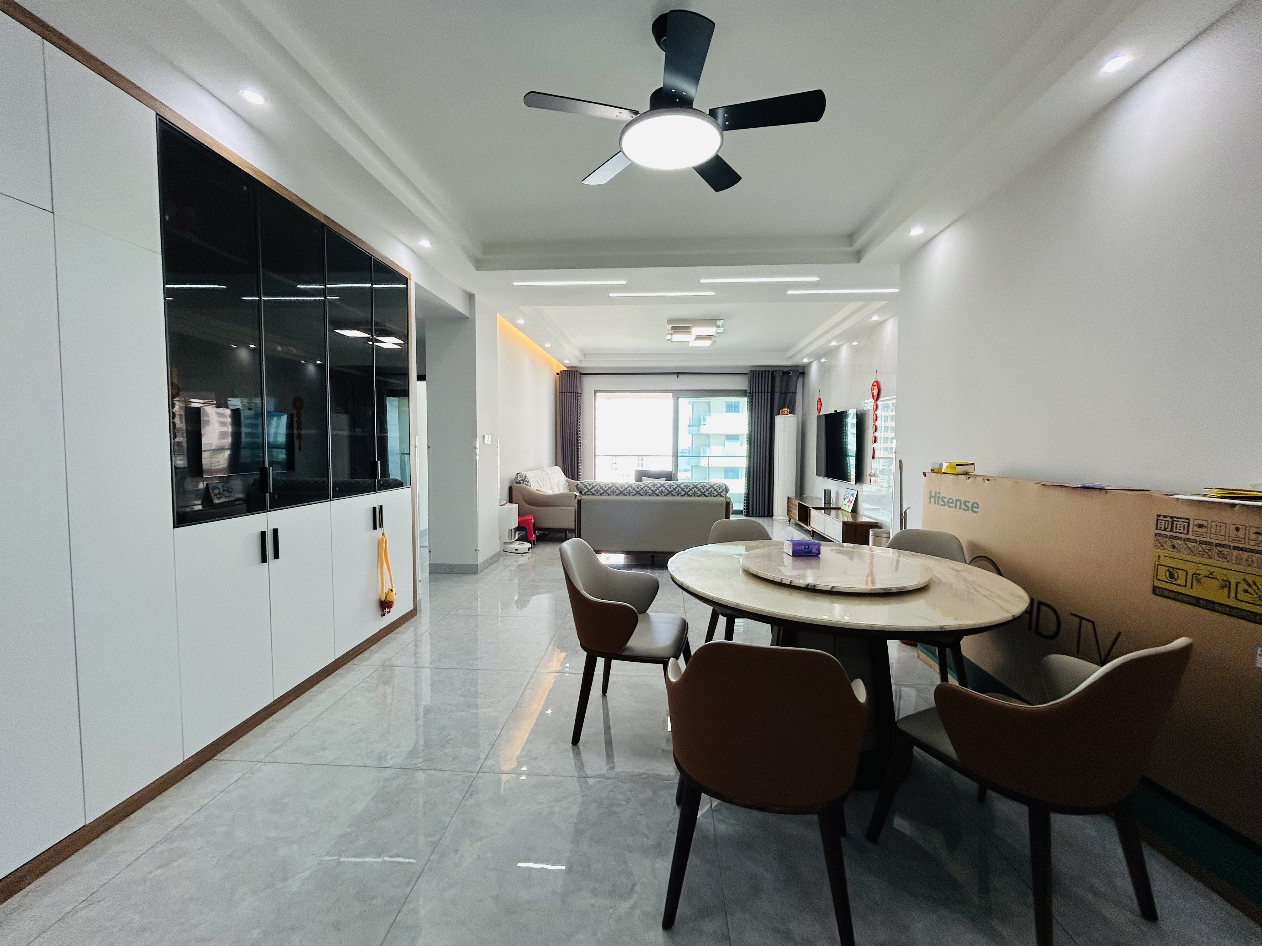 东方天澜汇 4室2厅2卫 13000.0元/月 东方天澜汇 4室2厅2卫 13000.0元/月室内图