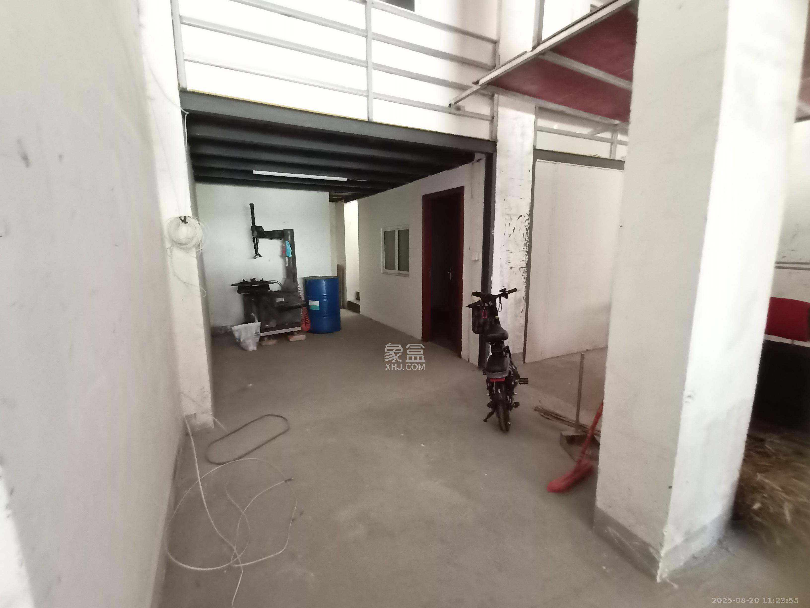 新诚小区   125.9㎡      3600.0元/月室内图