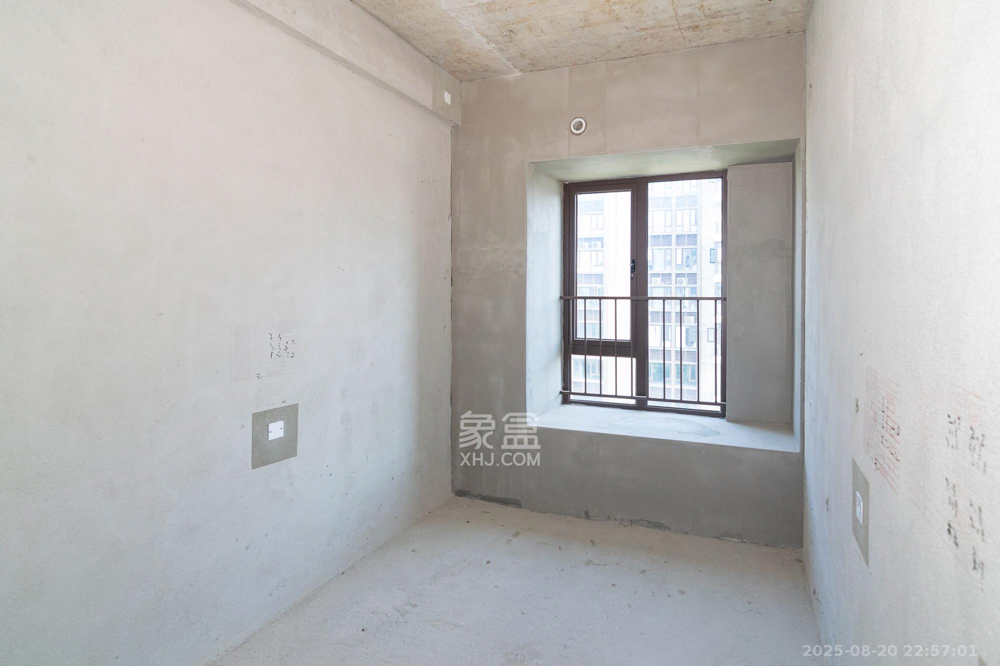 碧桂园御园  4室2厅2卫    166.0万 碧桂园御园  4室2厅2卫    166.0万卧室