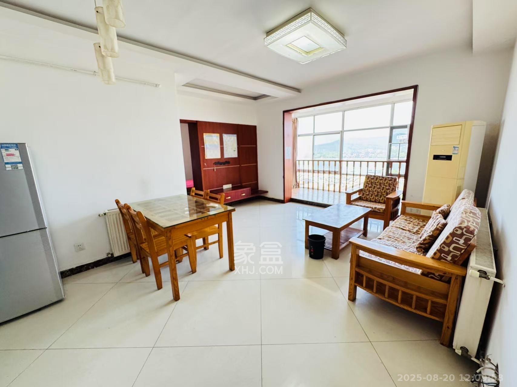 景泰雅苑(景江融城) 2室2厅1卫 2300.0元/月 景泰雅苑(景江融城) 2室2厅1卫 2300.0元/月室内图