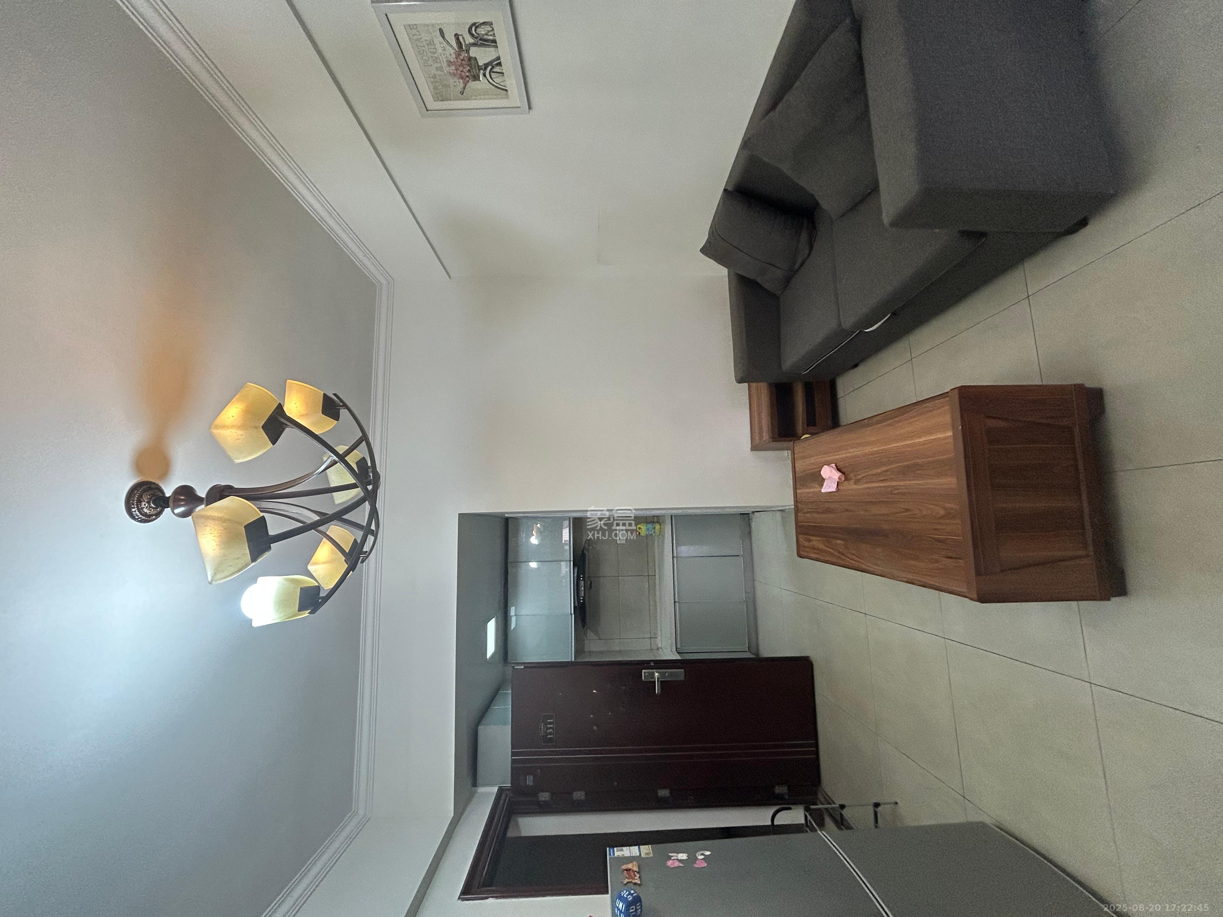 星城荣域  1室1厅1卫    1300.0元/月 星城荣域  1室1厅1卫    1300.0元/月室内图