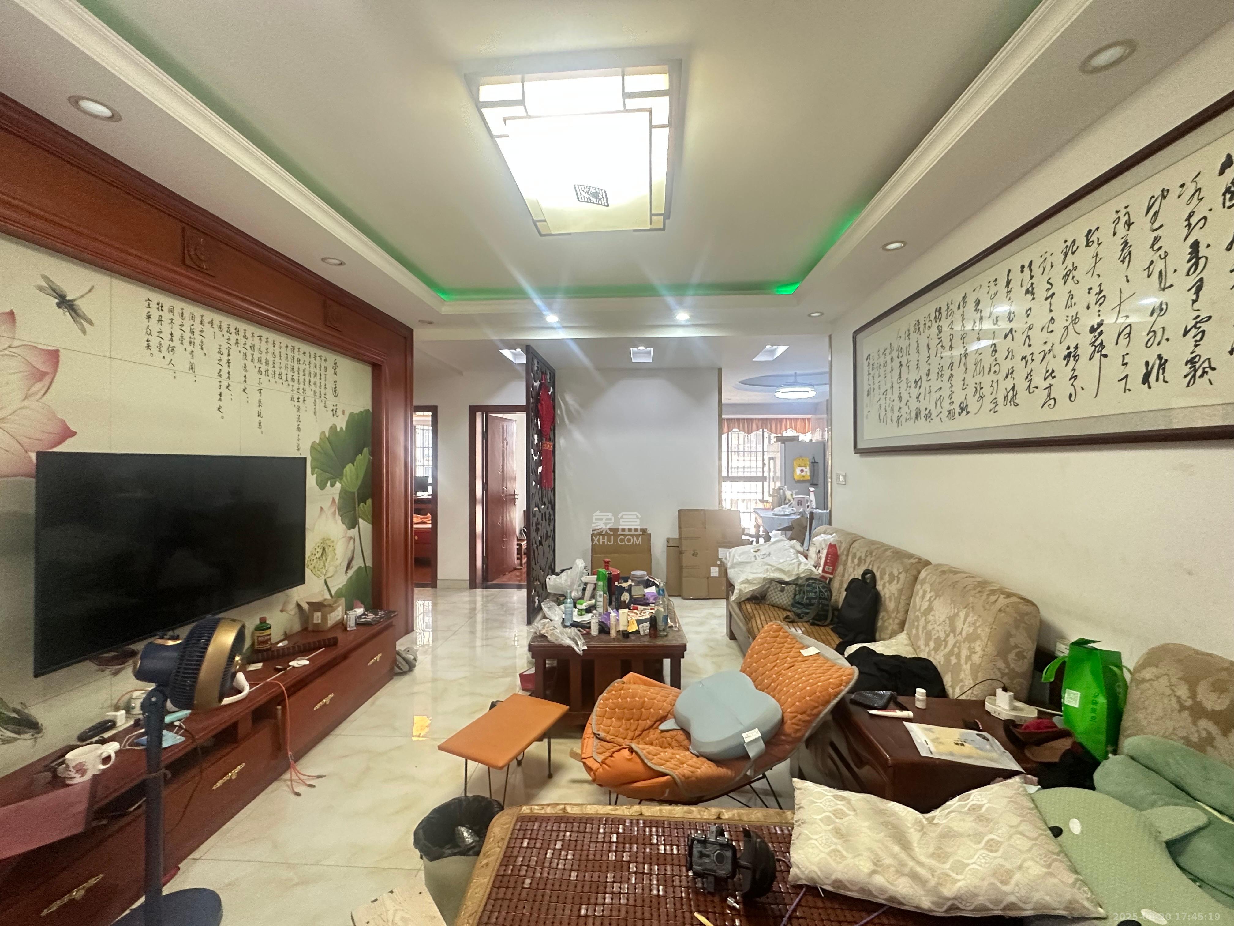 保利麓谷林语E区  3室2厅2卫   2400.00元/月室内图