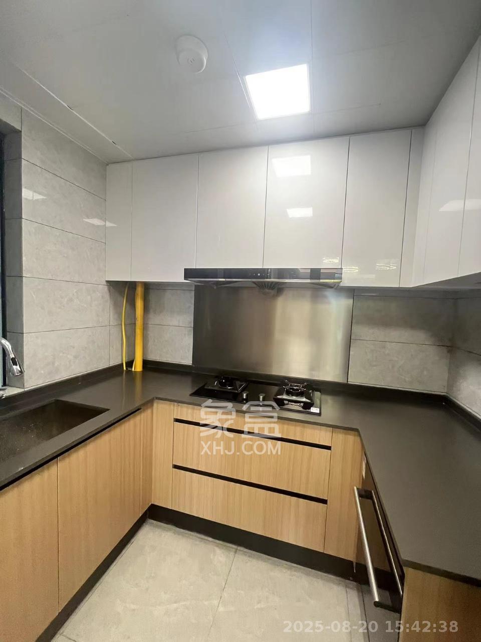 爱家当代境  3室2厅2卫    3500.0元/月室内图