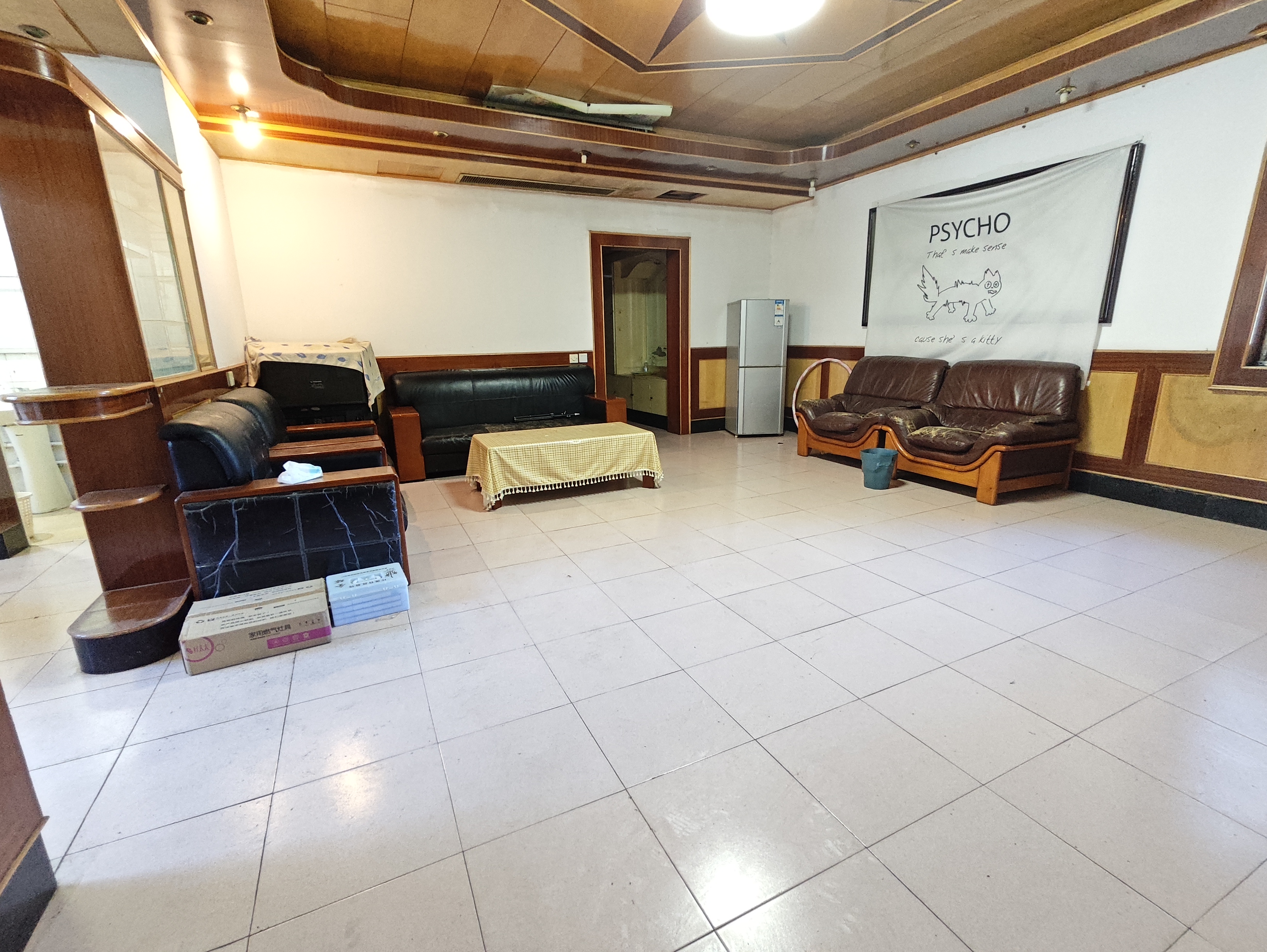 长沙市烟草专卖局单位宿舍 3室2厅2卫 2200.0元/月 长沙市烟草专卖局单位宿舍 3室2厅2卫 2200.0元/月户型图