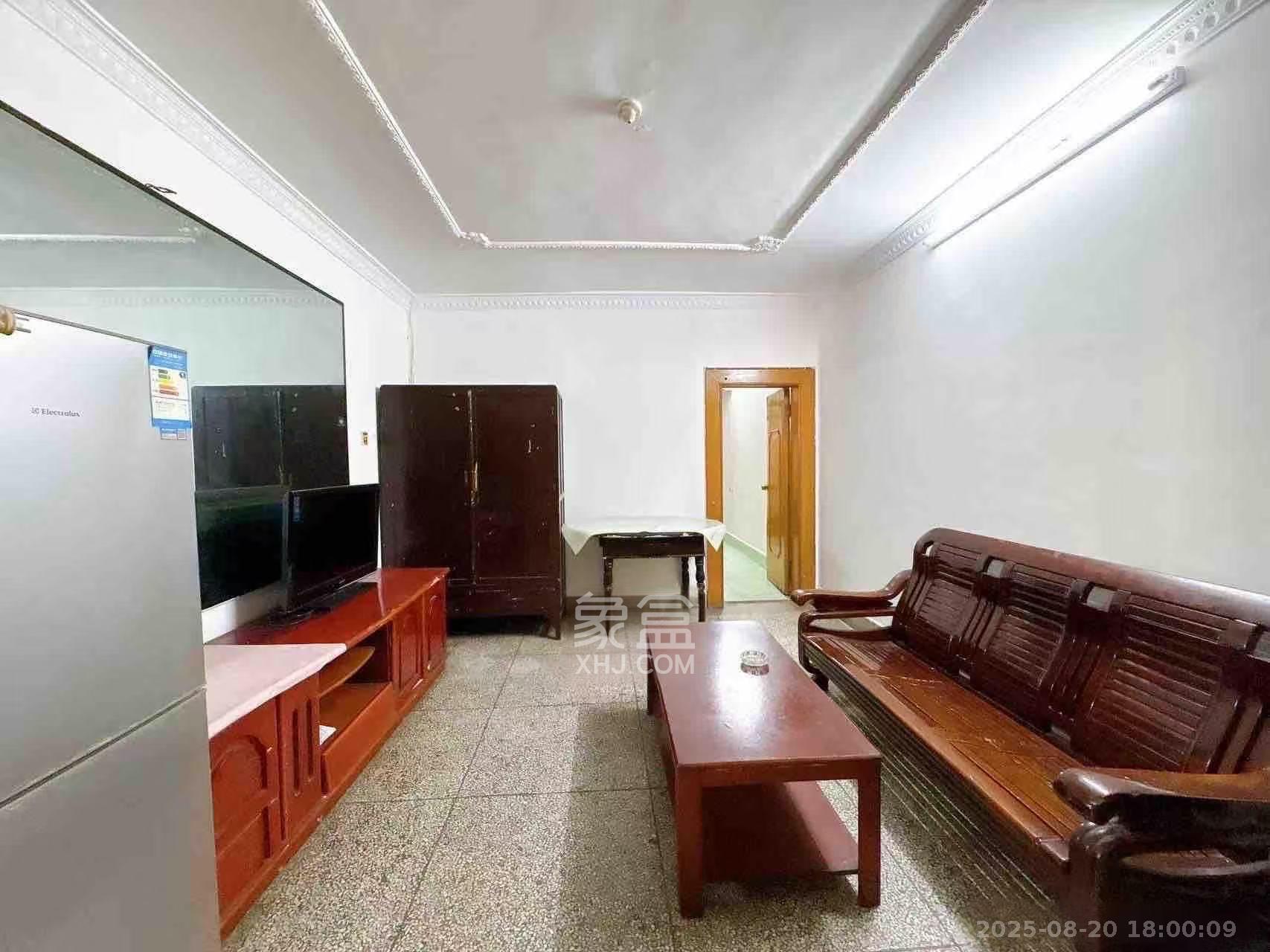 隆华金属宿舍  2室1厅2卫    1800.0元/月 隆华金属宿舍  2室1厅2卫    1800.0元/月室内图