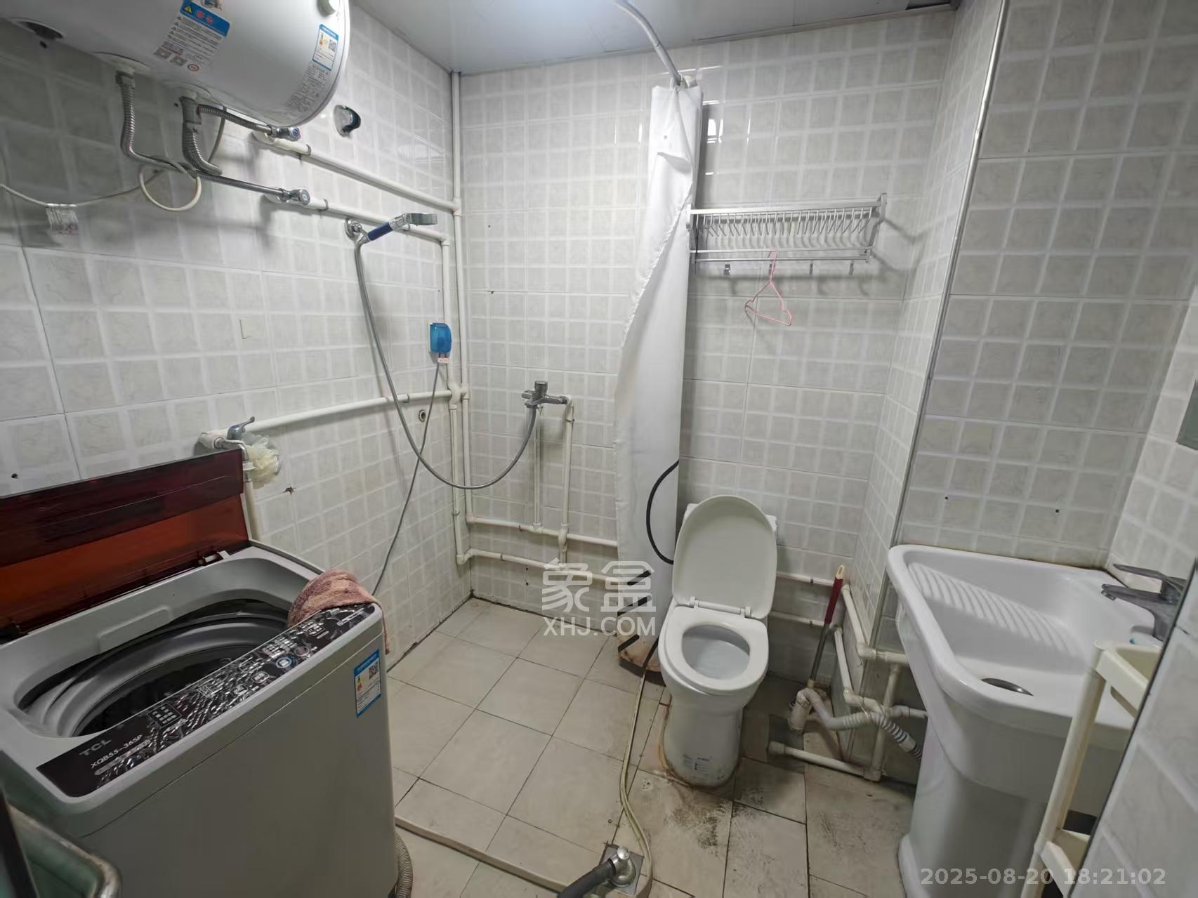 西子一间  1室0厅1卫    1400.0元/月室内图