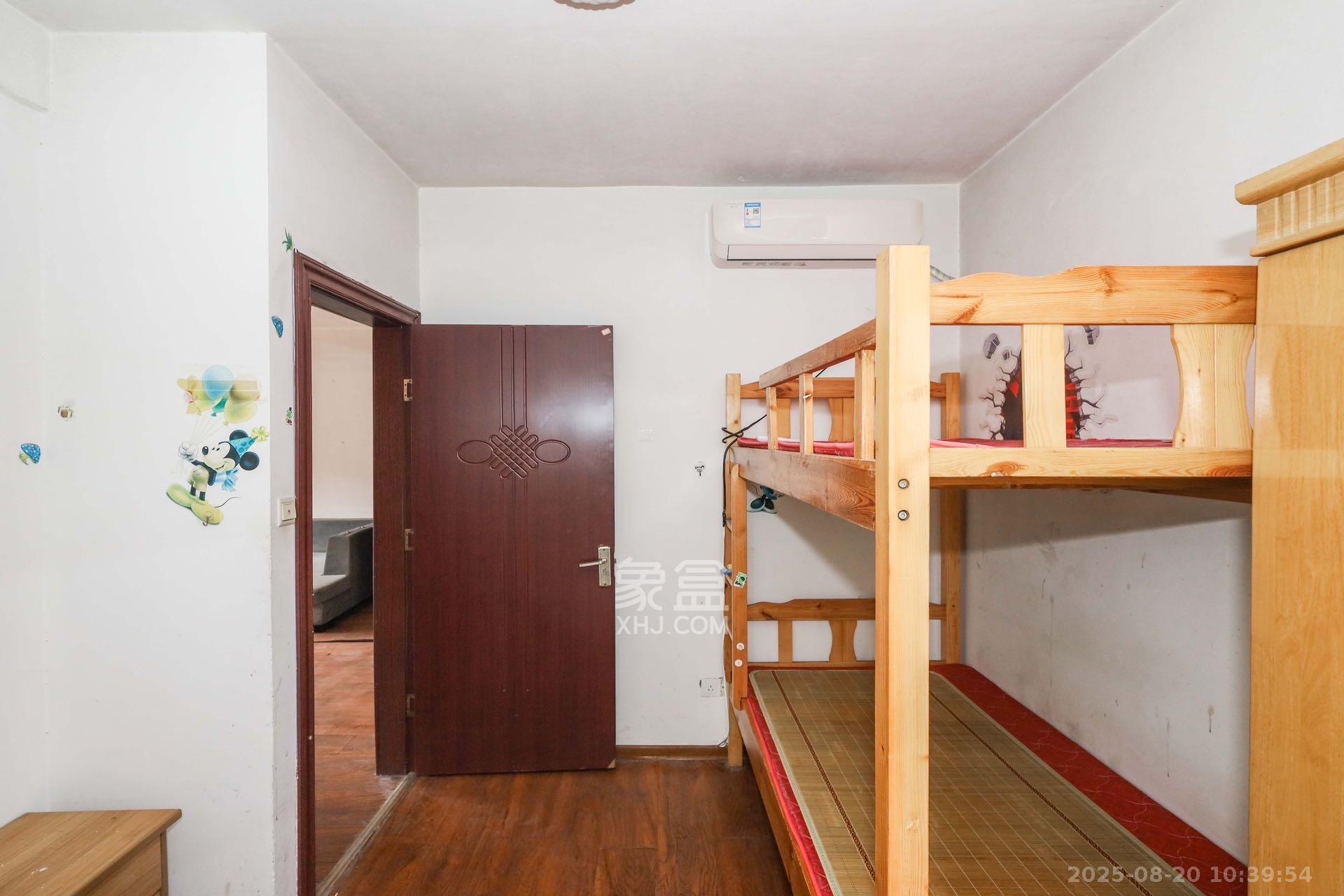 保利麓谷林语B区  3室2厅1卫    2400.0元/月 保利麓谷林语B区  3室2厅1卫    2400.0元/月室内图