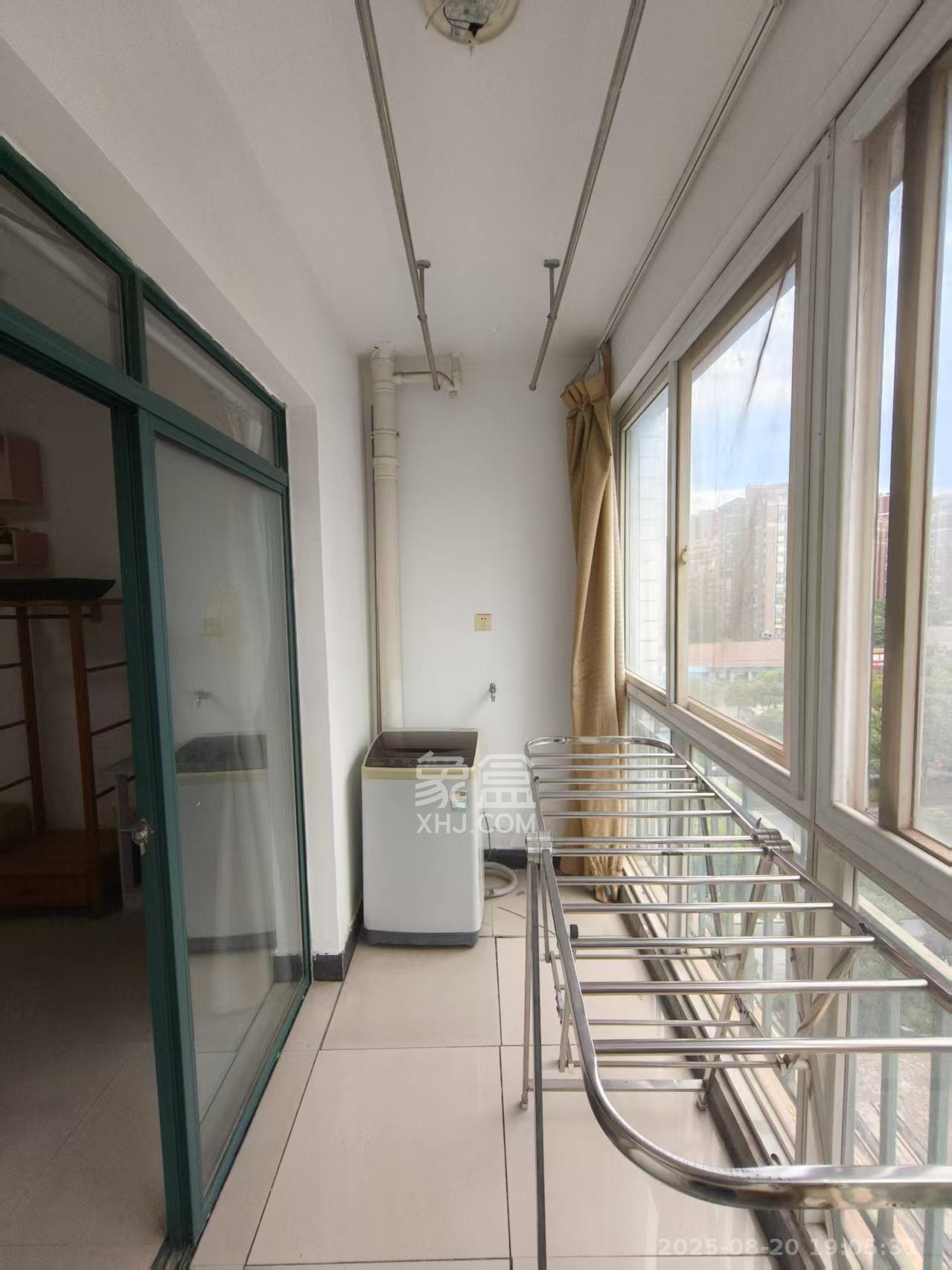 天和华城 2室1厅1卫 1600.0元/月 天和华城 2室1厅1卫 1600.0元/月室内图