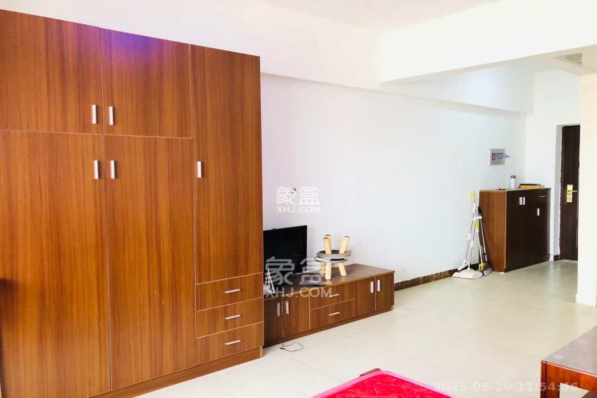 麓谷明珠  1室1厅1卫    1300.0元/月 麓谷明珠  1室1厅1卫    1300.0元/月室内图