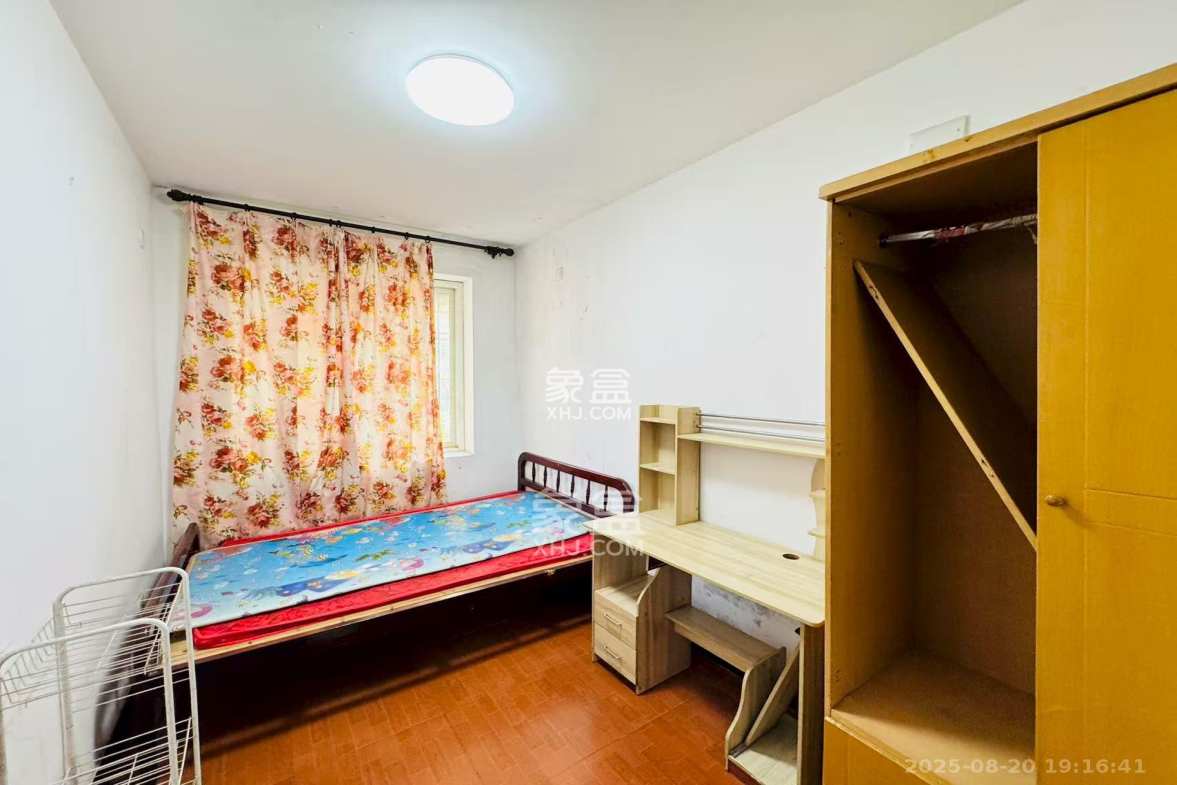 富康小区(富康花园) 2室1厅1卫 1100.0元/月 富康小区(富康花园) 2室1厅1卫 1100.0元/月室内图