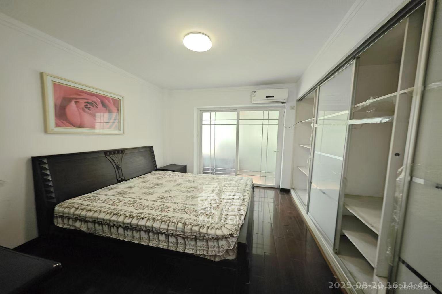 今利园  3室2厅2卫    2200.0元/月室内图