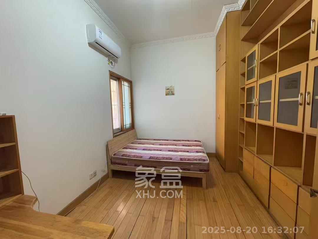 科教新村 4室2厅2卫 3000.0元/月 科教新村 4室2厅2卫 3000.0元/月室内图