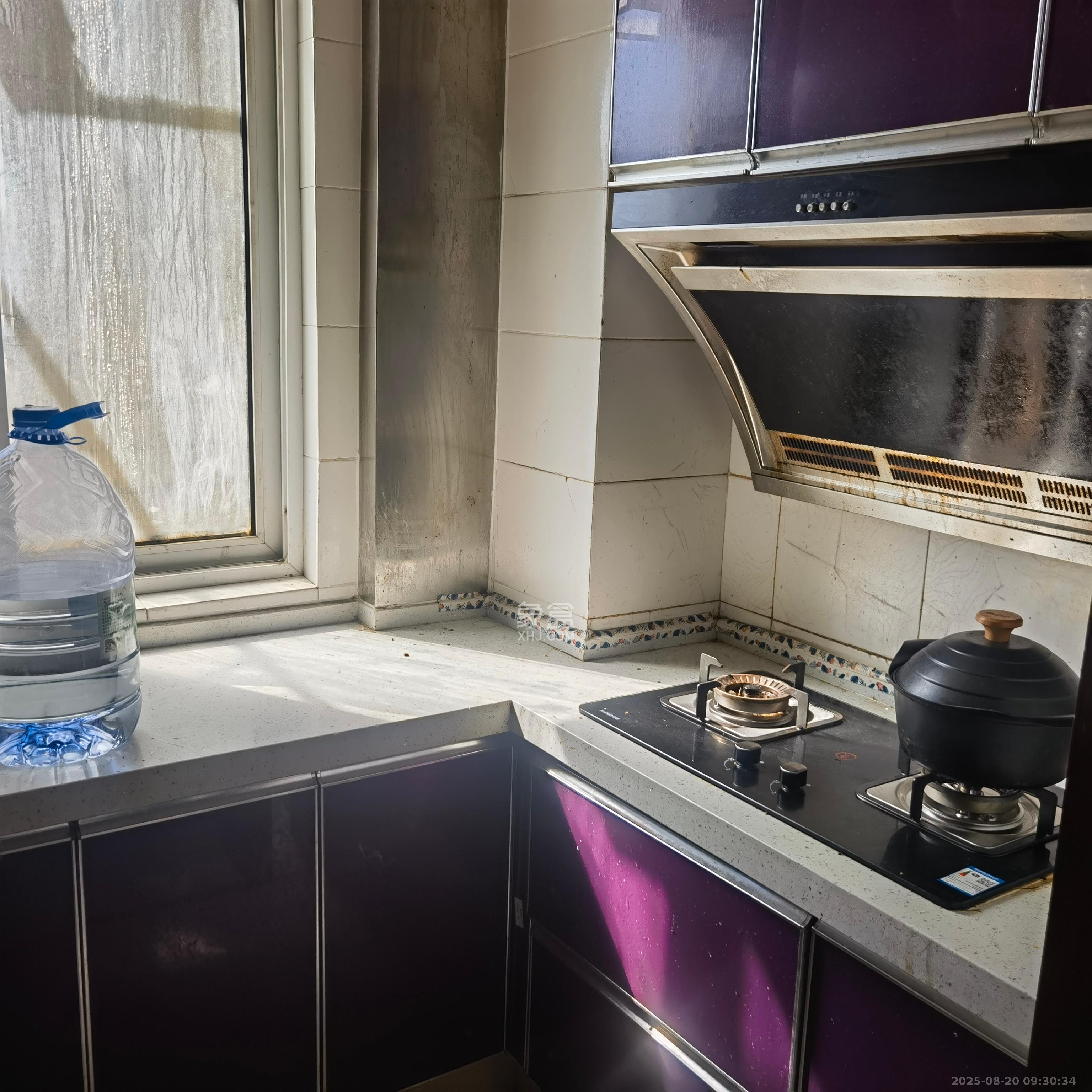 滨湖嘉园(湖滨小区) 2室1厅1卫 2800.0元/月 滨湖嘉园(湖滨小区) 2室1厅1卫 2800.0元/月室内图