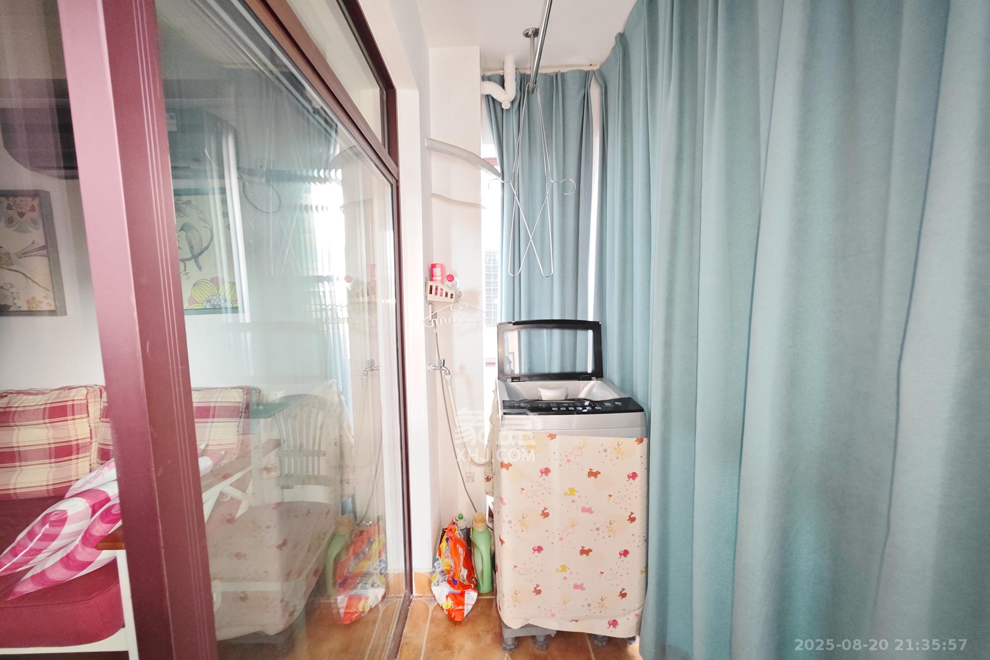 三力公寓(三力国际) 2室2厅1卫 59.8万 三力公寓(三力国际) 2室2厅1卫 59.8万阳台