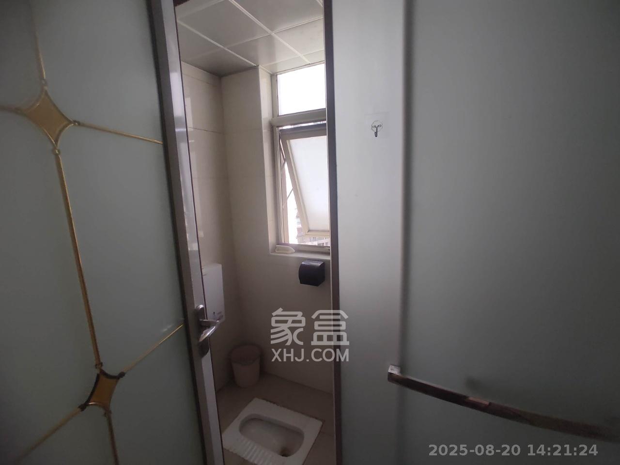 北辰三角洲D3区  4室2厅2卫   3800.00元/月室内图