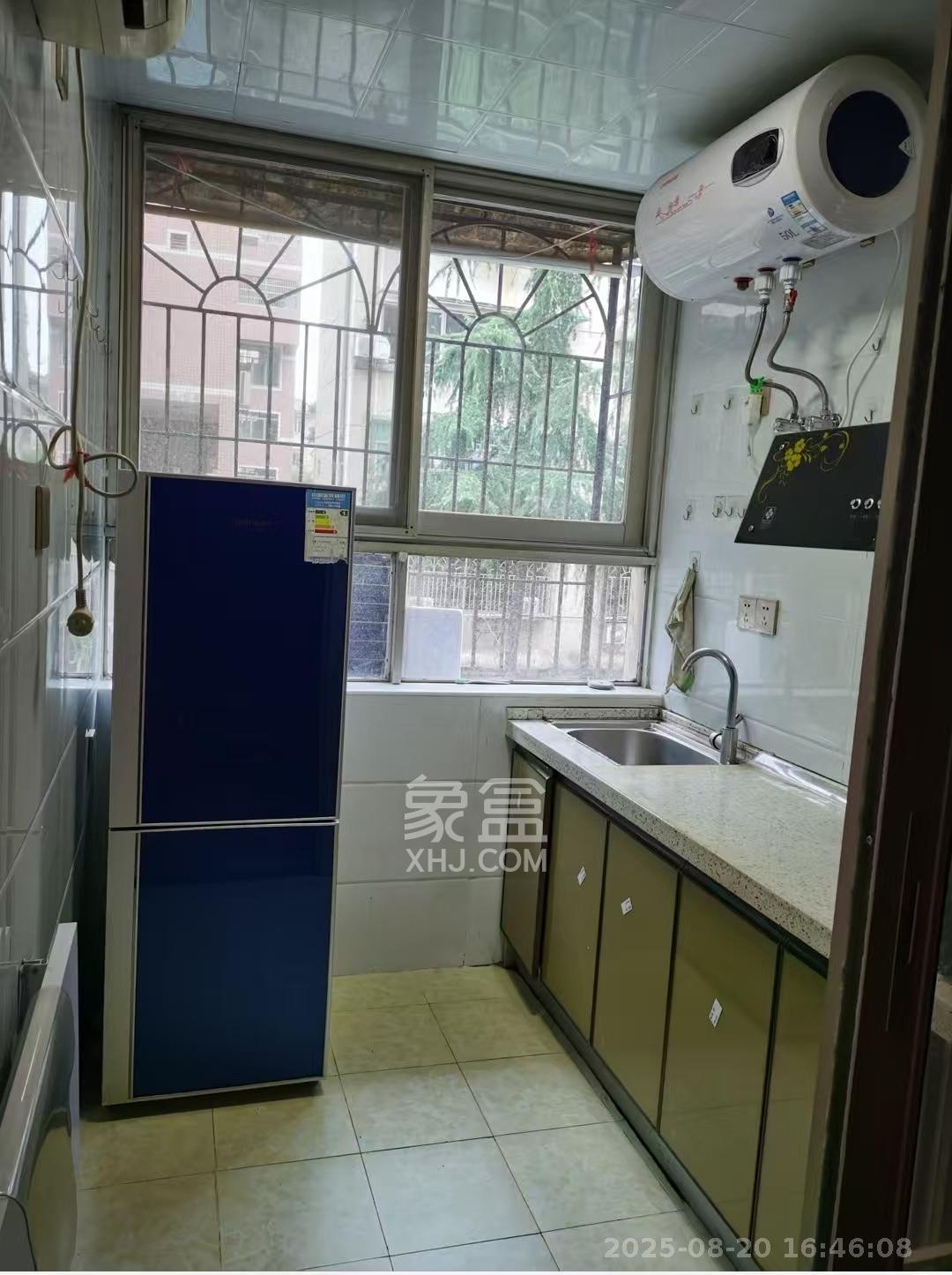 十五中单位宿舍 1室0厅0卫 1800.0元/月 十五中单位宿舍 1室0厅0卫 1800.0元/月室内图