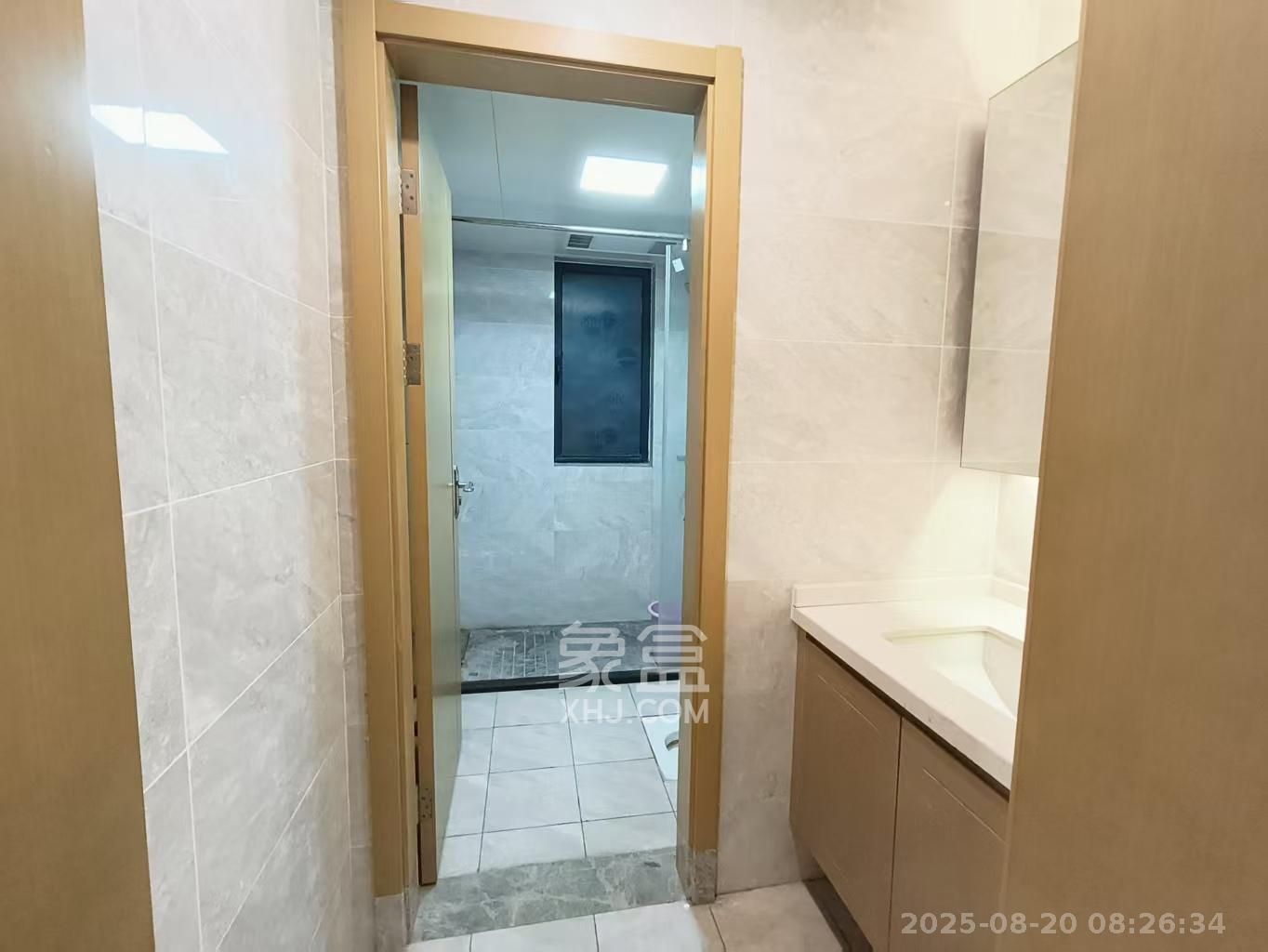 中建璟和城  4室2厅2卫    3000.0元/月室内图