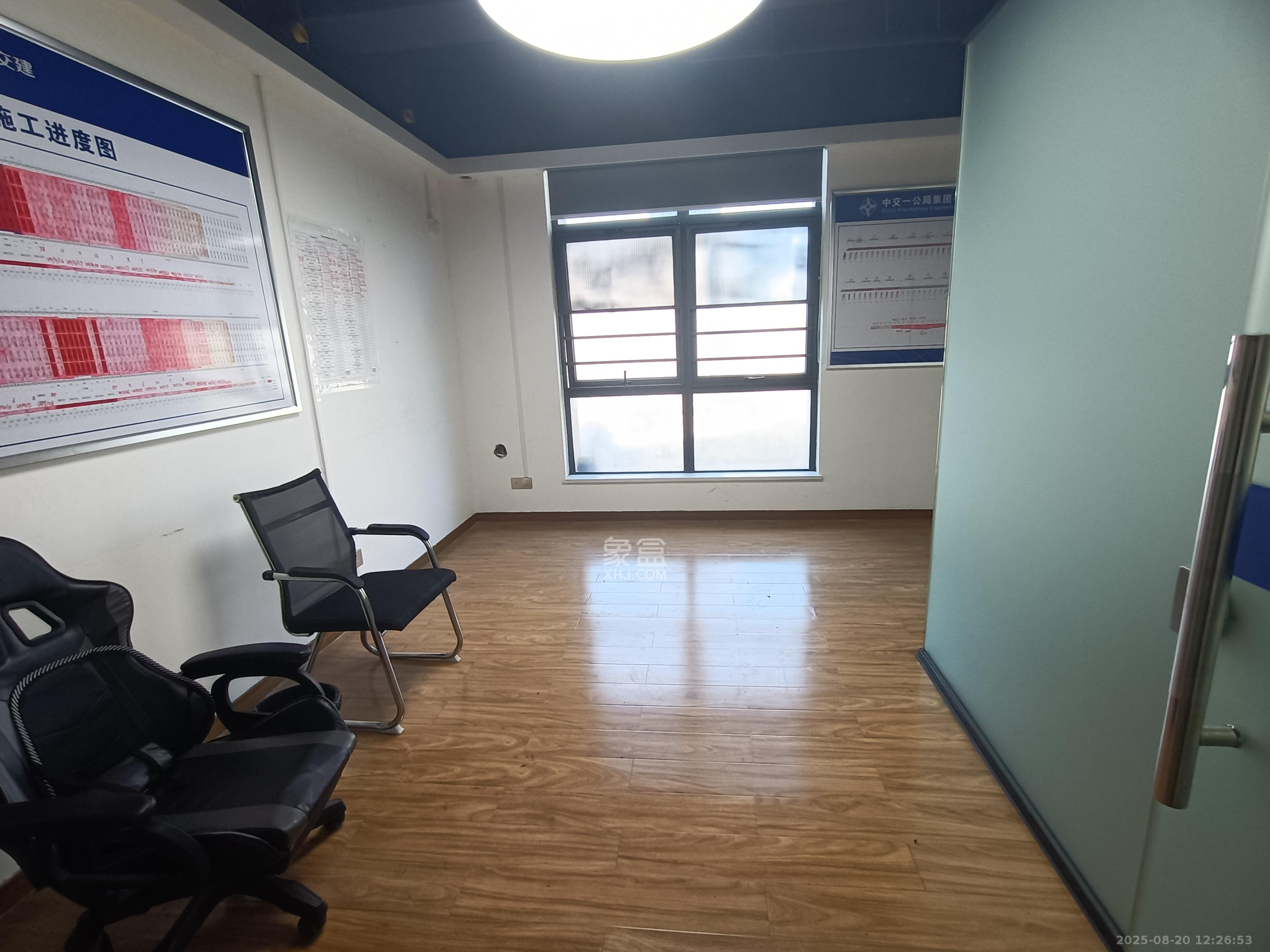 友谊咨询大厦   368.0㎡      15000.0元/月室内图