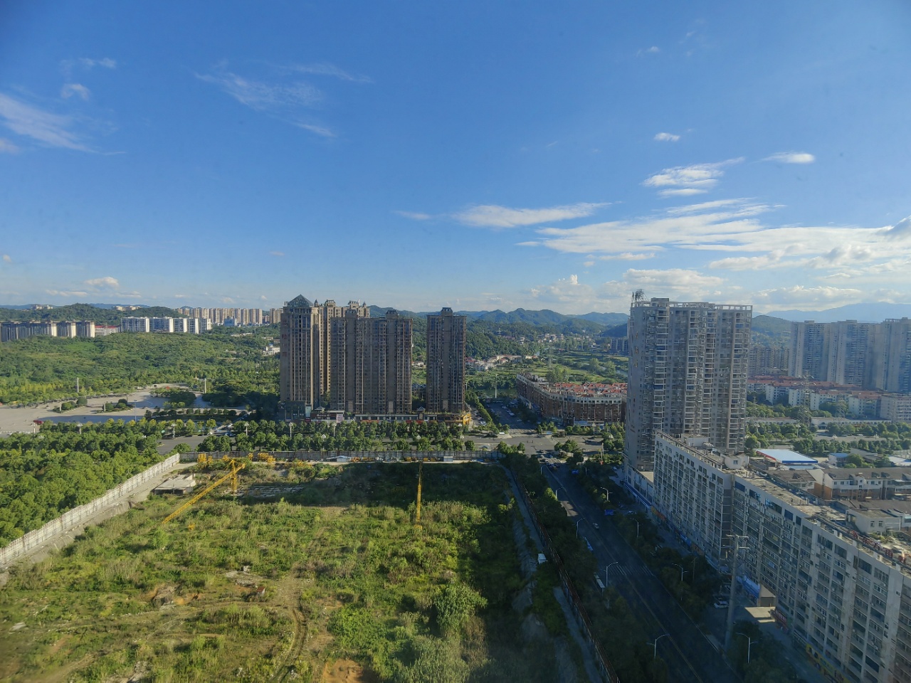 五江碧桂园城市广场  3室2厅2卫    2800.0元/月室内图