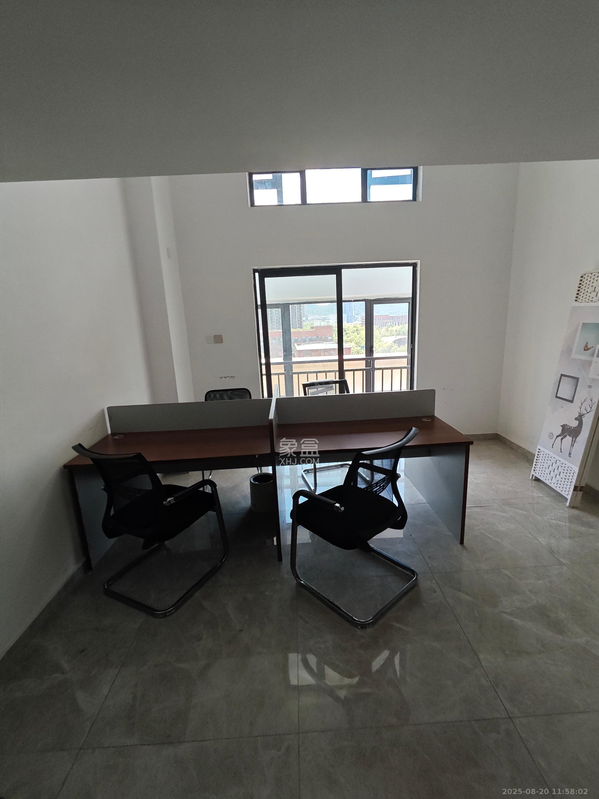 梦想新天地  1室1厅1卫    1800.0元/月室内图