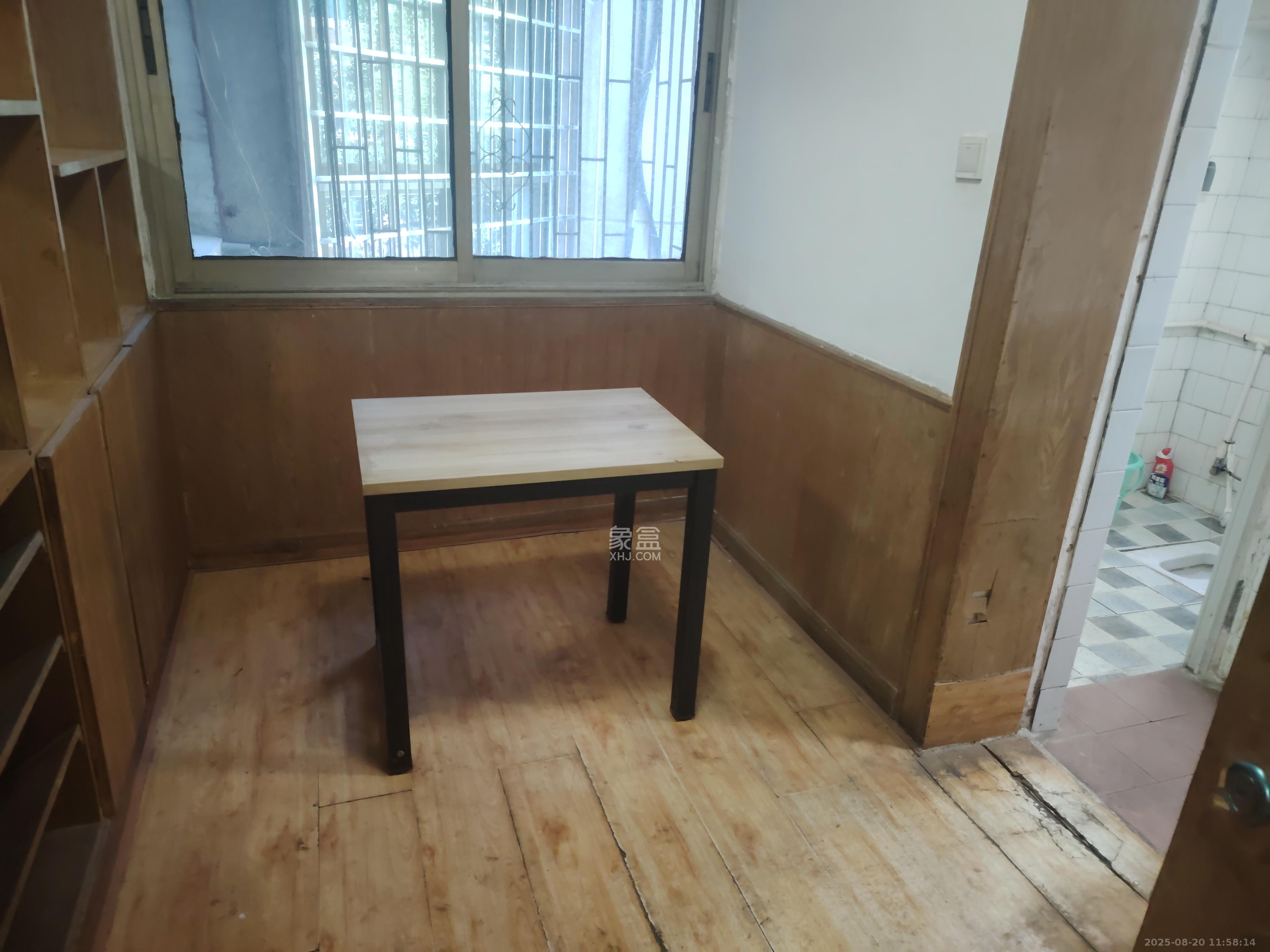 恒达花园  2室1厅1卫   1600.00元/月室内图