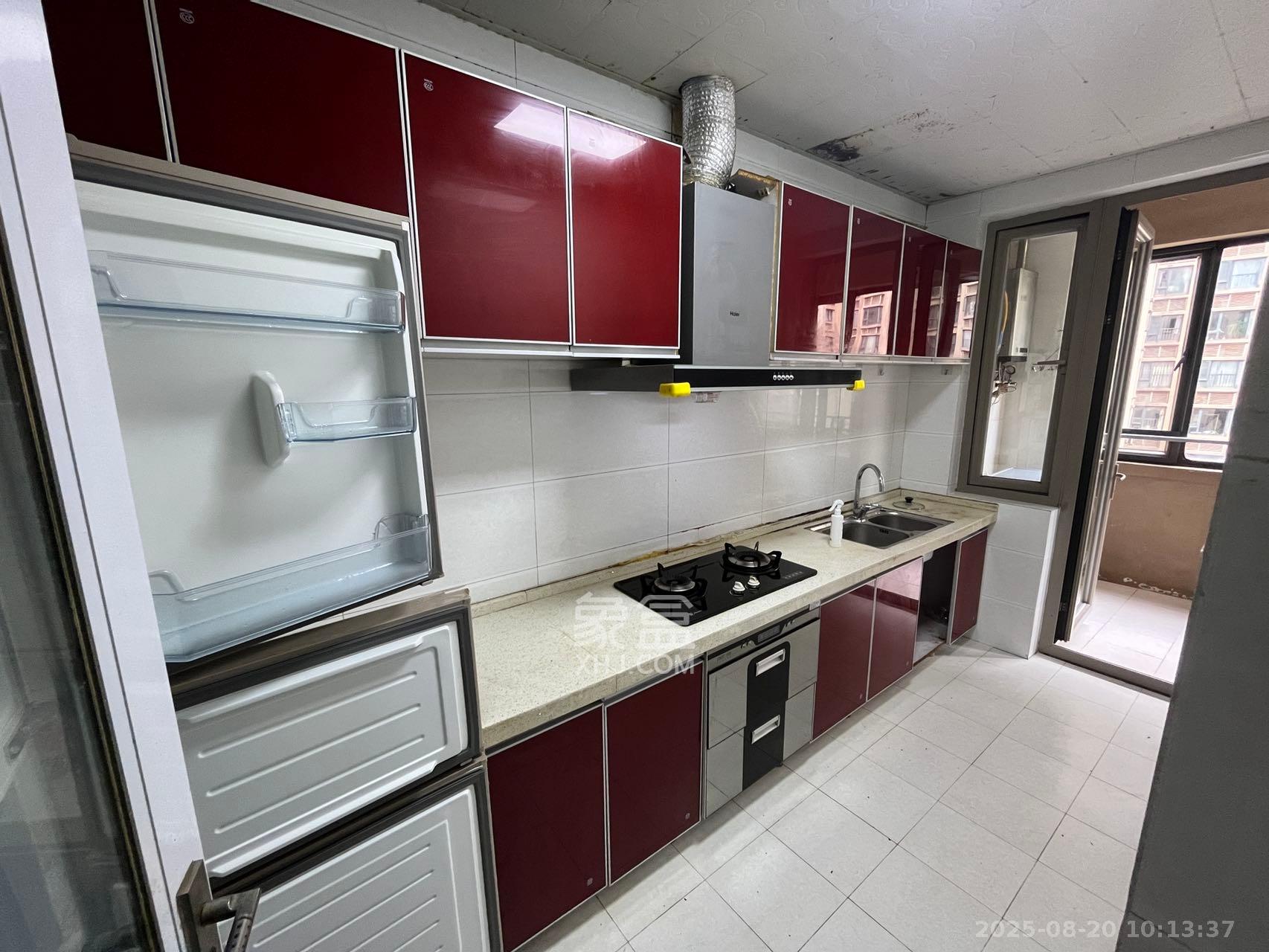 怡海星城  2室2厅1卫    1600.0元/月室内图