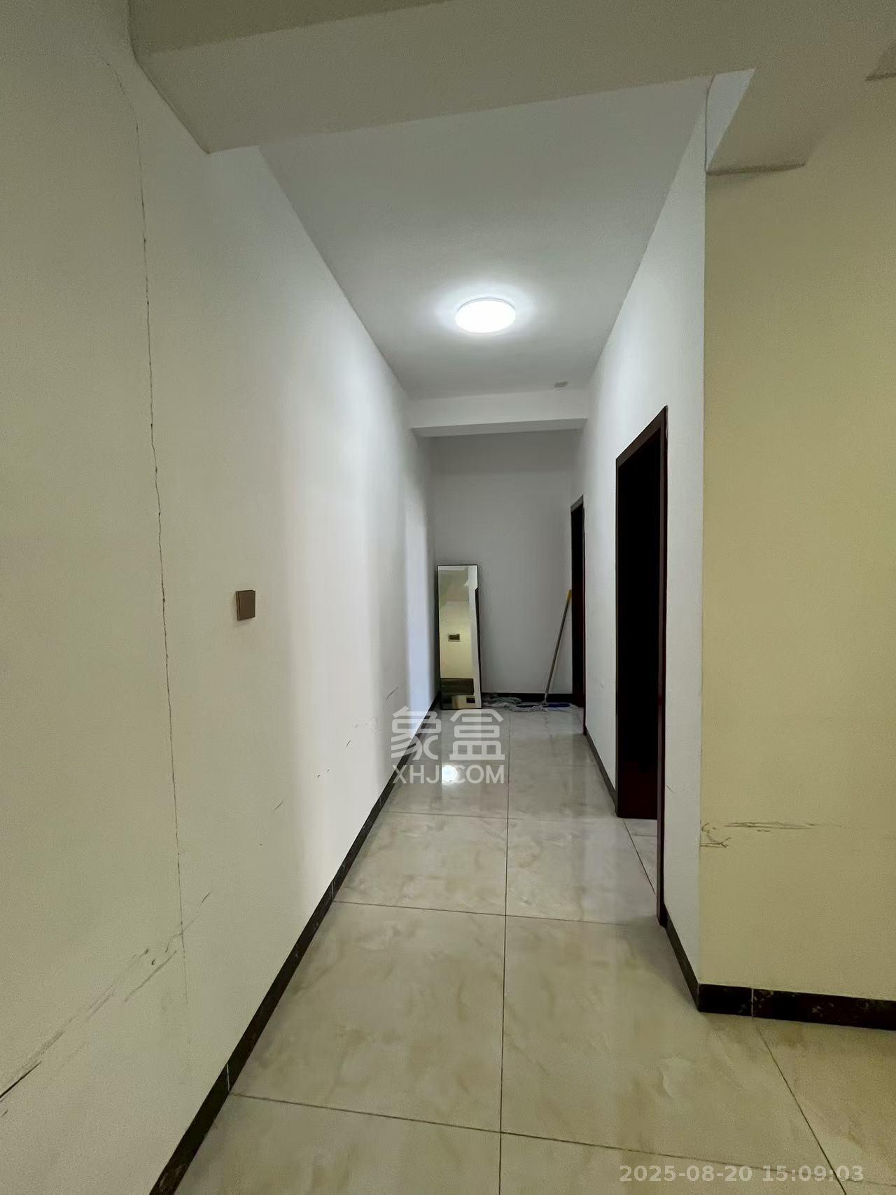 泉塘小区  2室1厅1卫    1100.0元/月室内图