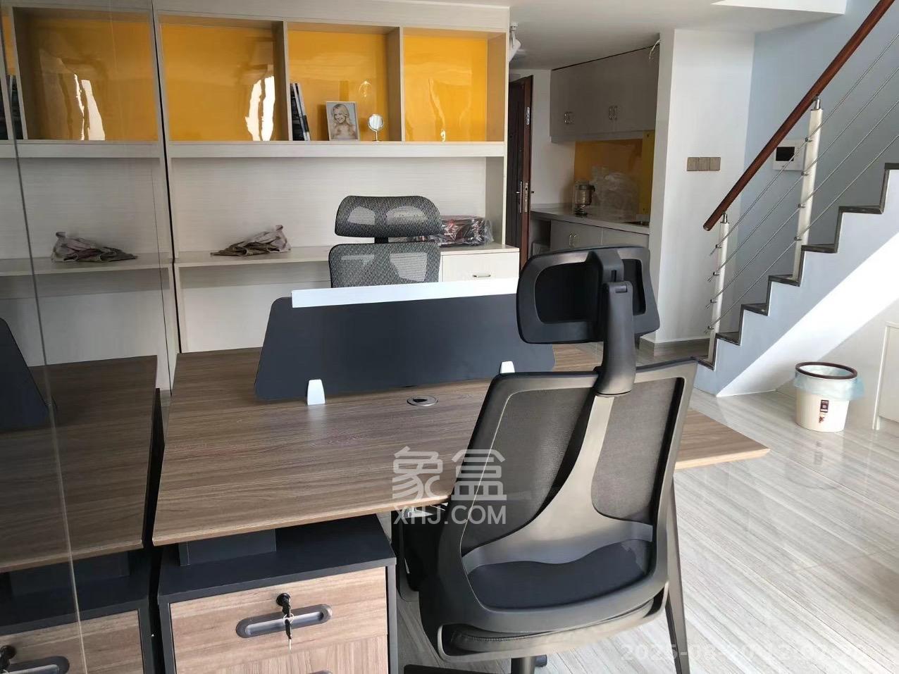 洋湖时代  1室1厅1卫    1600.0元/月室内图