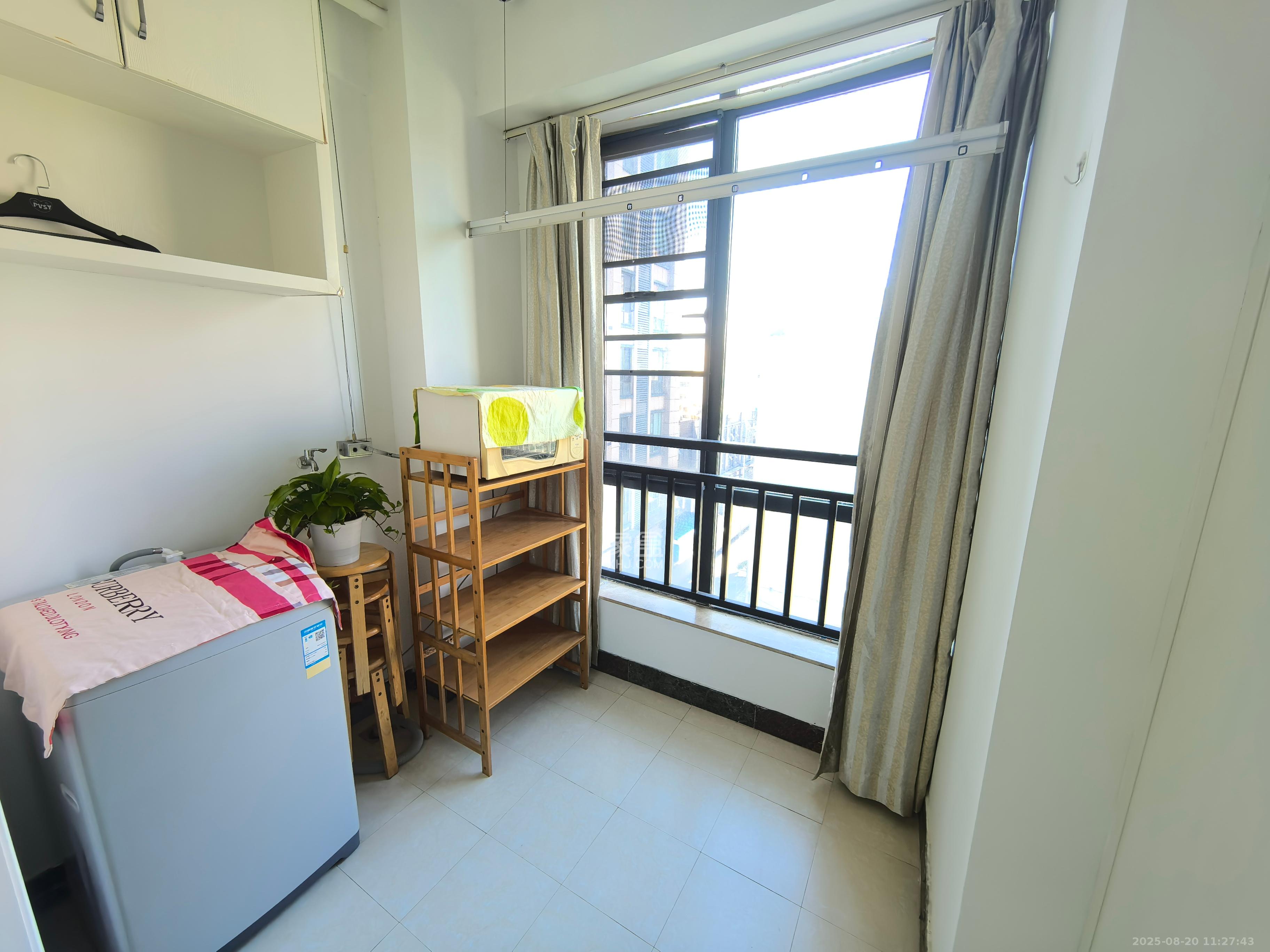 中建木莲工社  2室1厅1卫   1900.00元/月室内图