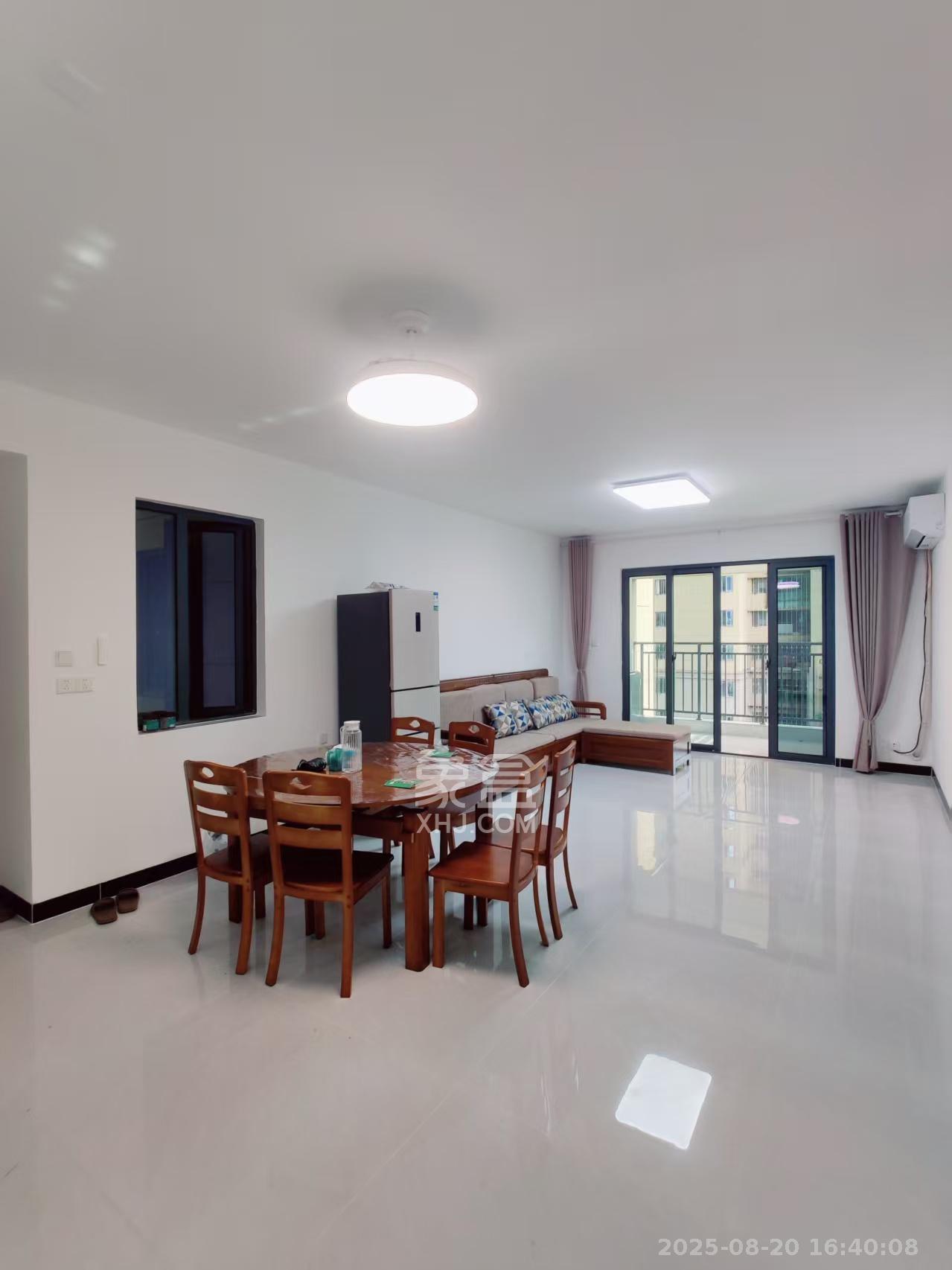 澳海澜庭  3室2厅2卫    2100.0元/月 澳海澜庭  3室2厅2卫    2100.0元/月室内图