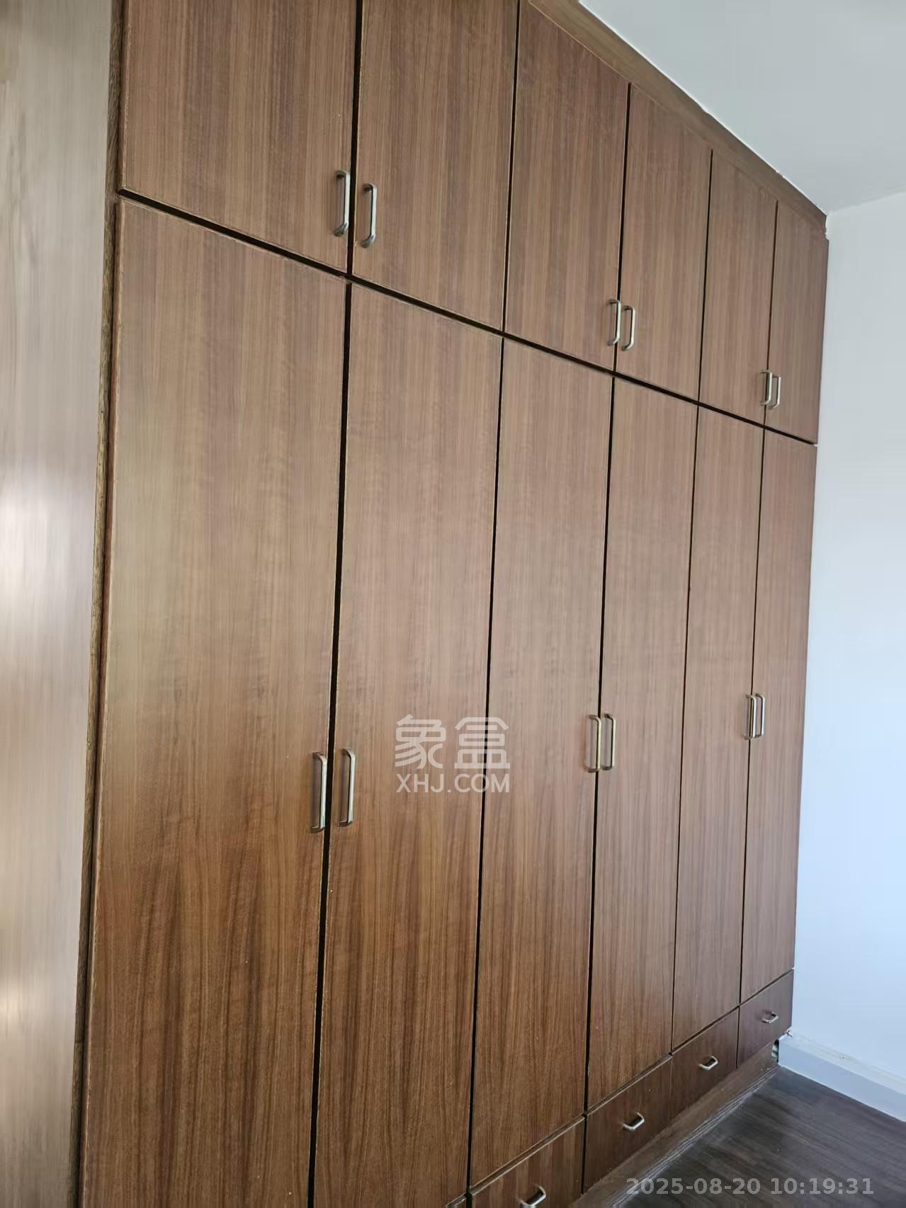 中建五局天心苑  3室2厅2卫    2000.0元/月 中建五局天心苑  3室2厅2卫    2000.0元/月室内图