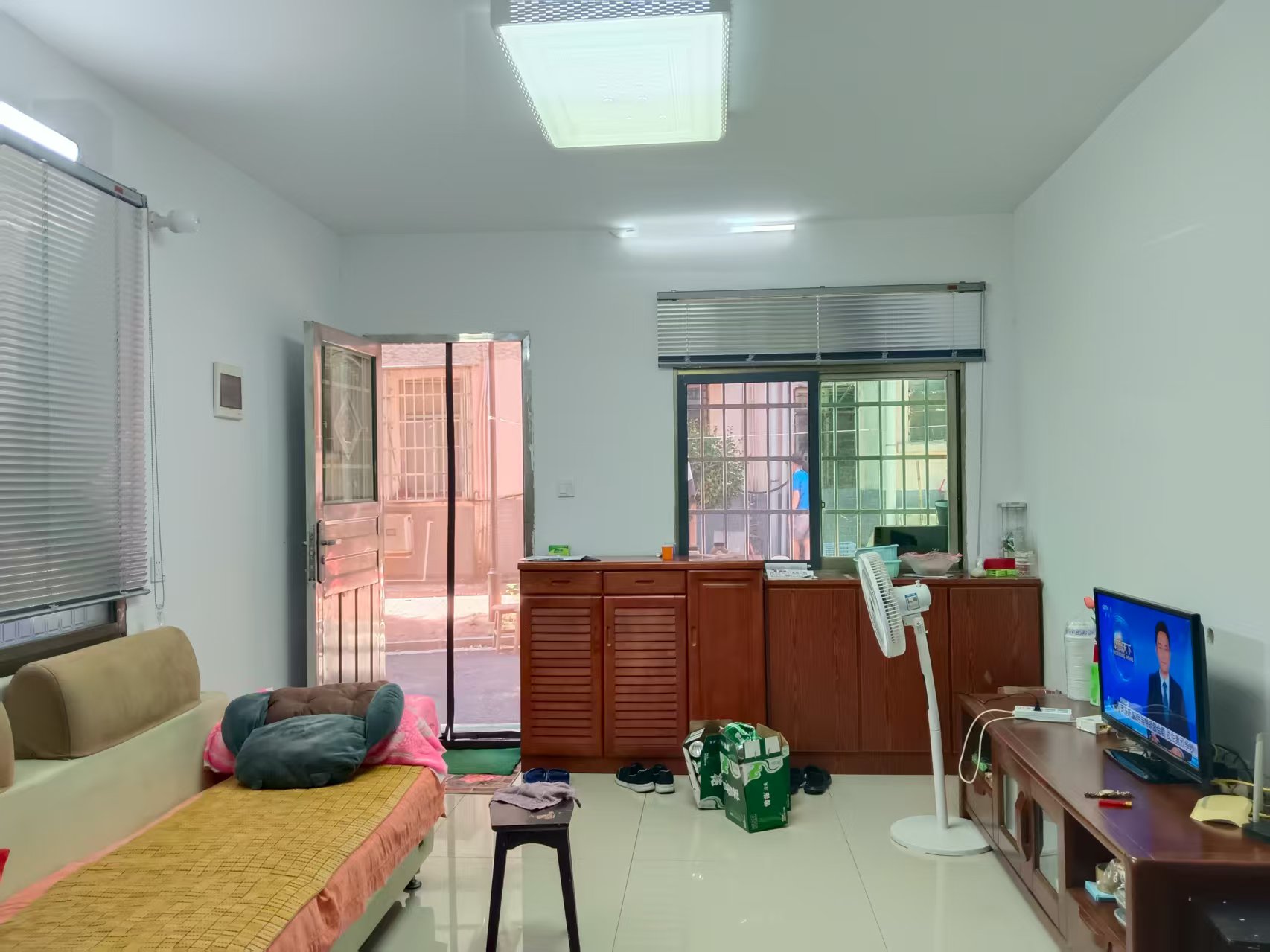 益华小区 3室2厅1卫 800.0元/月 益华小区 3室2厅1卫 800.0元/月室内图